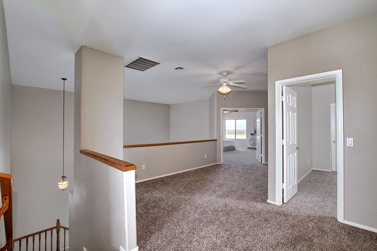 Photo 15 of 30 - 33811 N Slate Creek Dr, San Tan Valley, AZ 85143