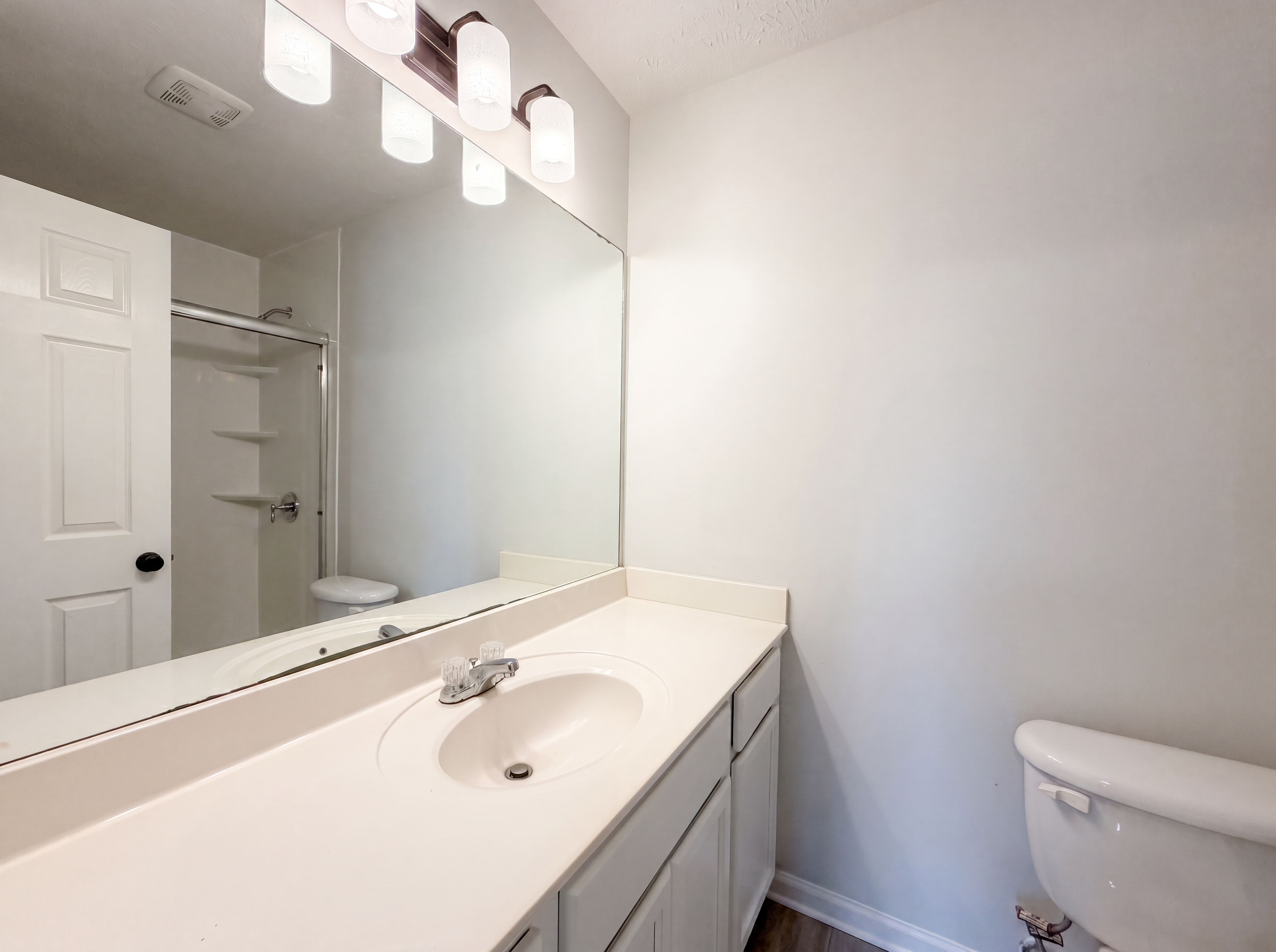 Photo 10 of 21 of 1125 Sima Shabat Ct, La Vergne, TN