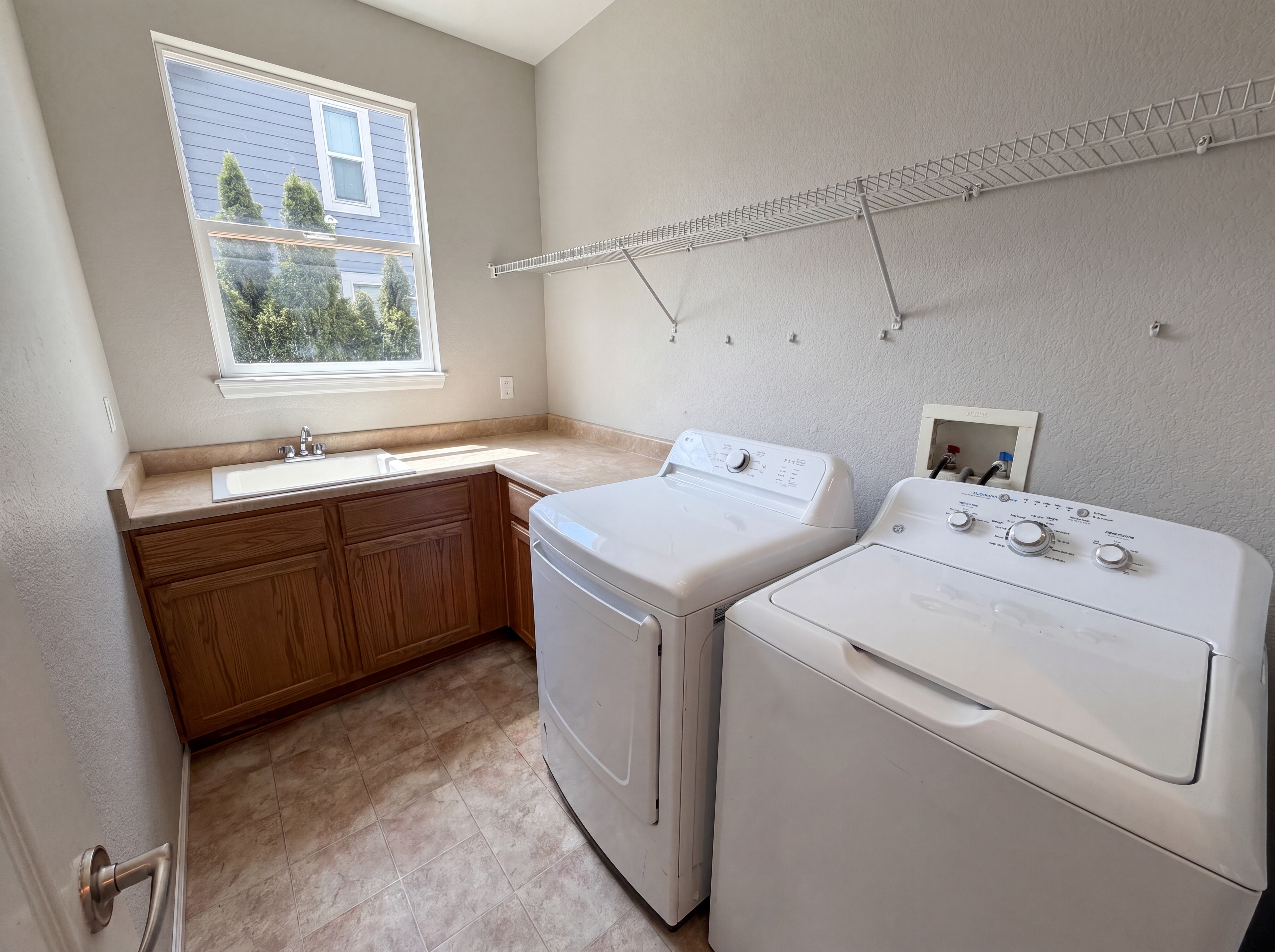 Photo 27 of 34 of 10494 Ouray St, Commerce City, CO