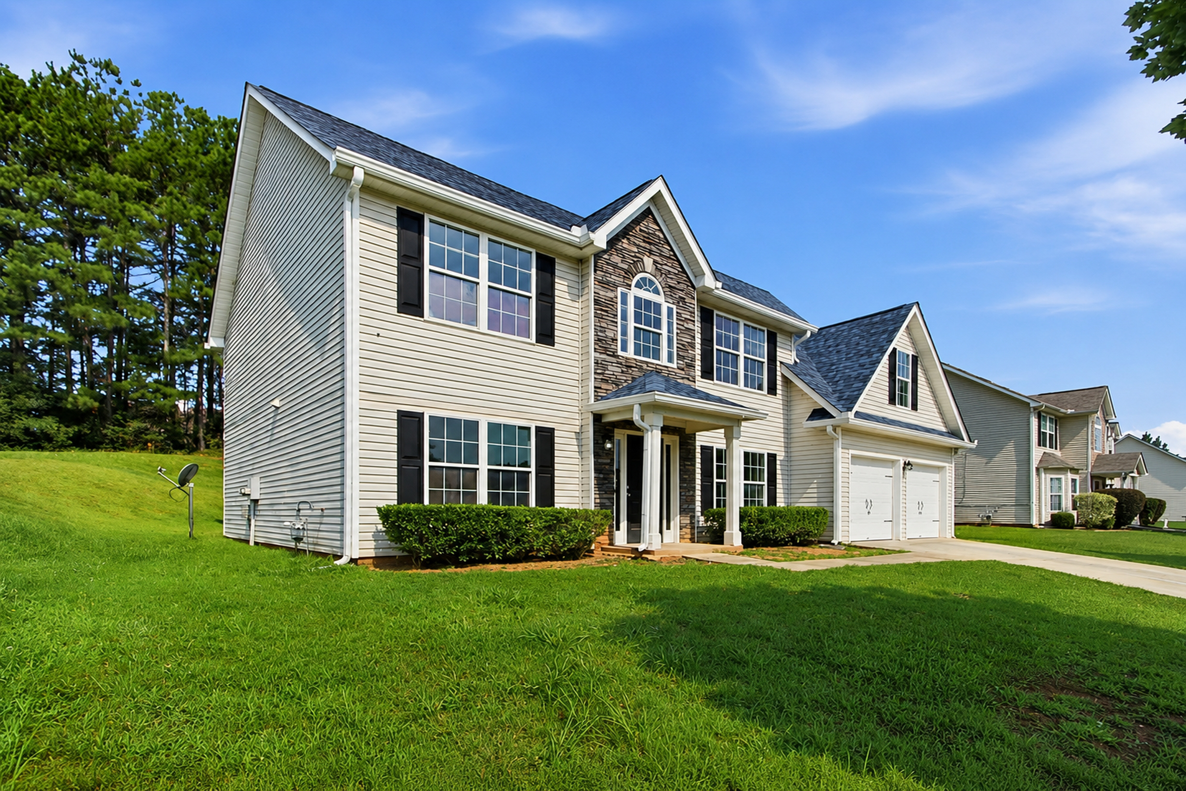 Photo 3 of 41 of 225 Avonlea Dr, Covington, GA