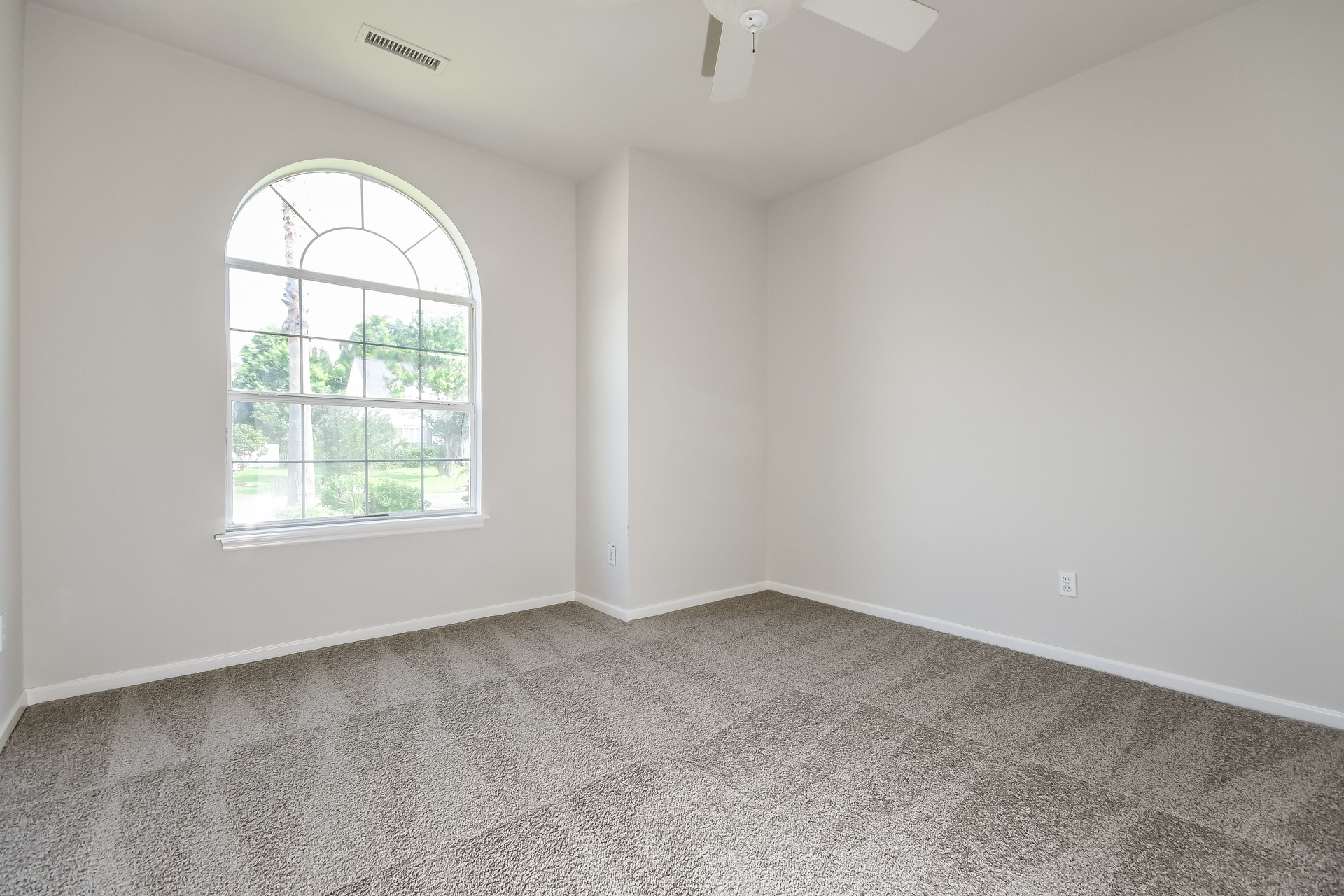 Photo 12 of 20 of 7176 Windmill Creek Rd, Charleston, SC