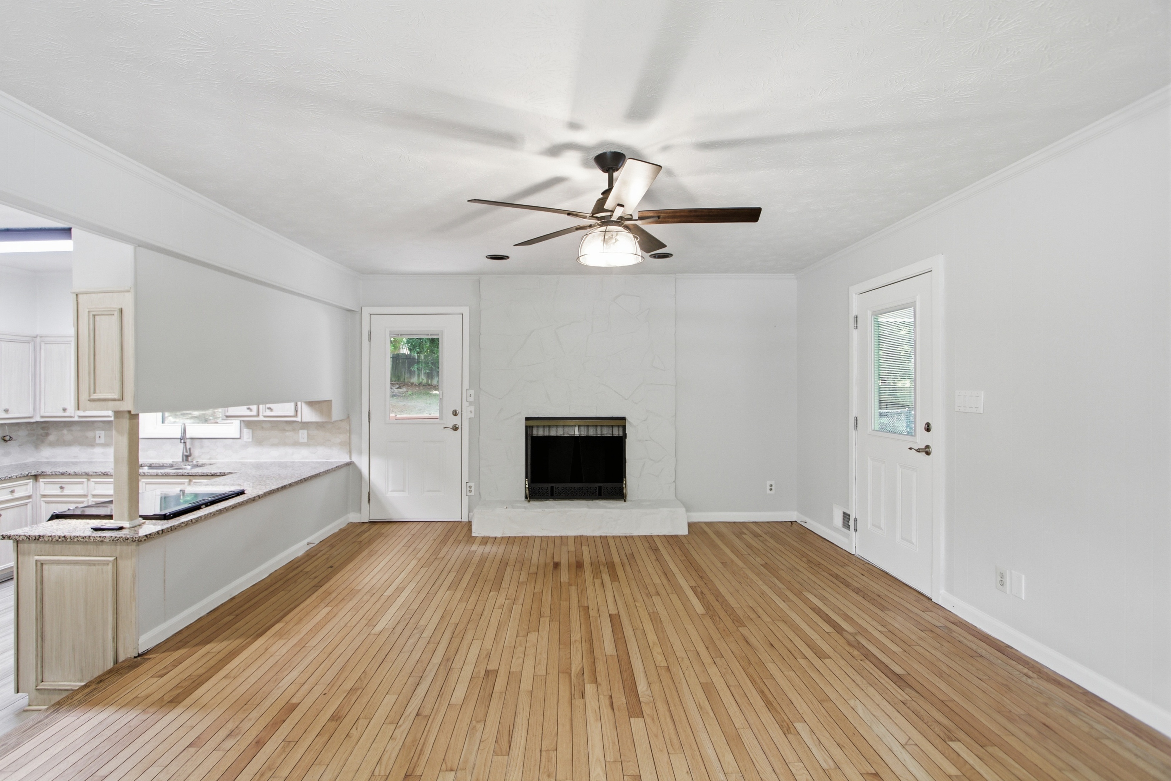 Photo 3 of 31 of 721 Belmont Rdg, Lawrenceville, GA