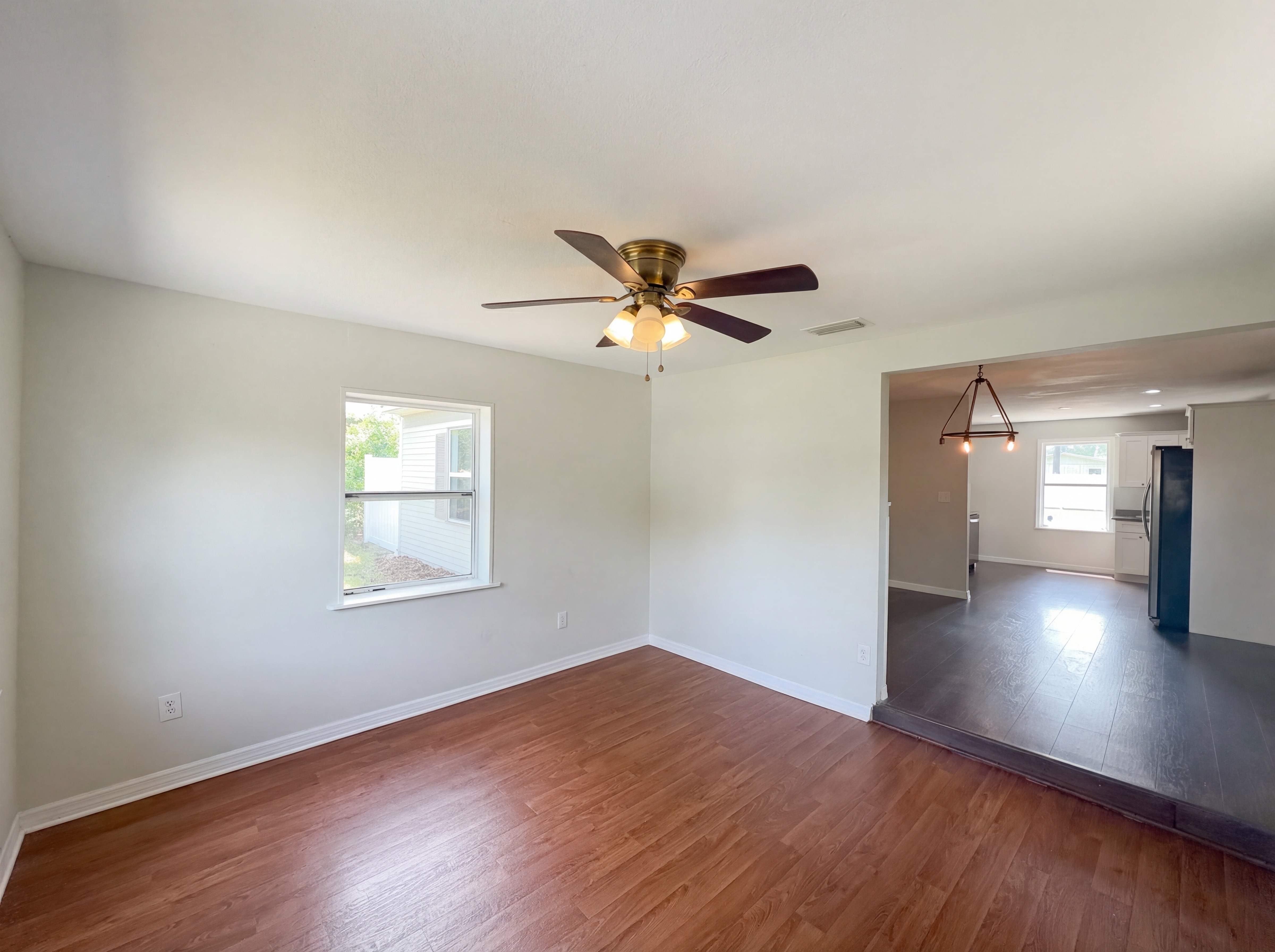 Photo 3 of 17 of 324 Bassedena Cir S, Lakeland, FL