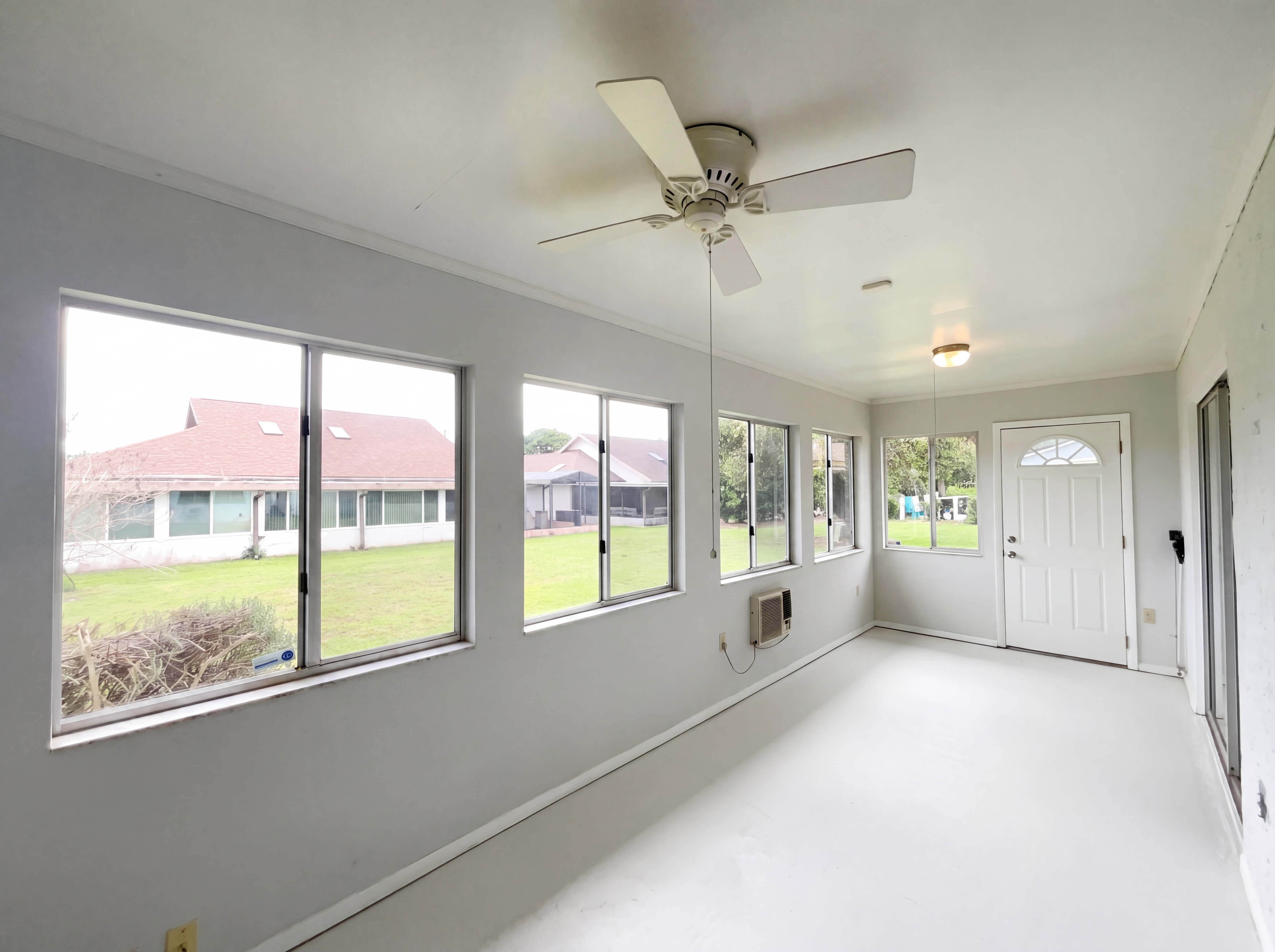 Photo 16 of 23 of 5508 Silent Brook Dr, Orlando, FL
