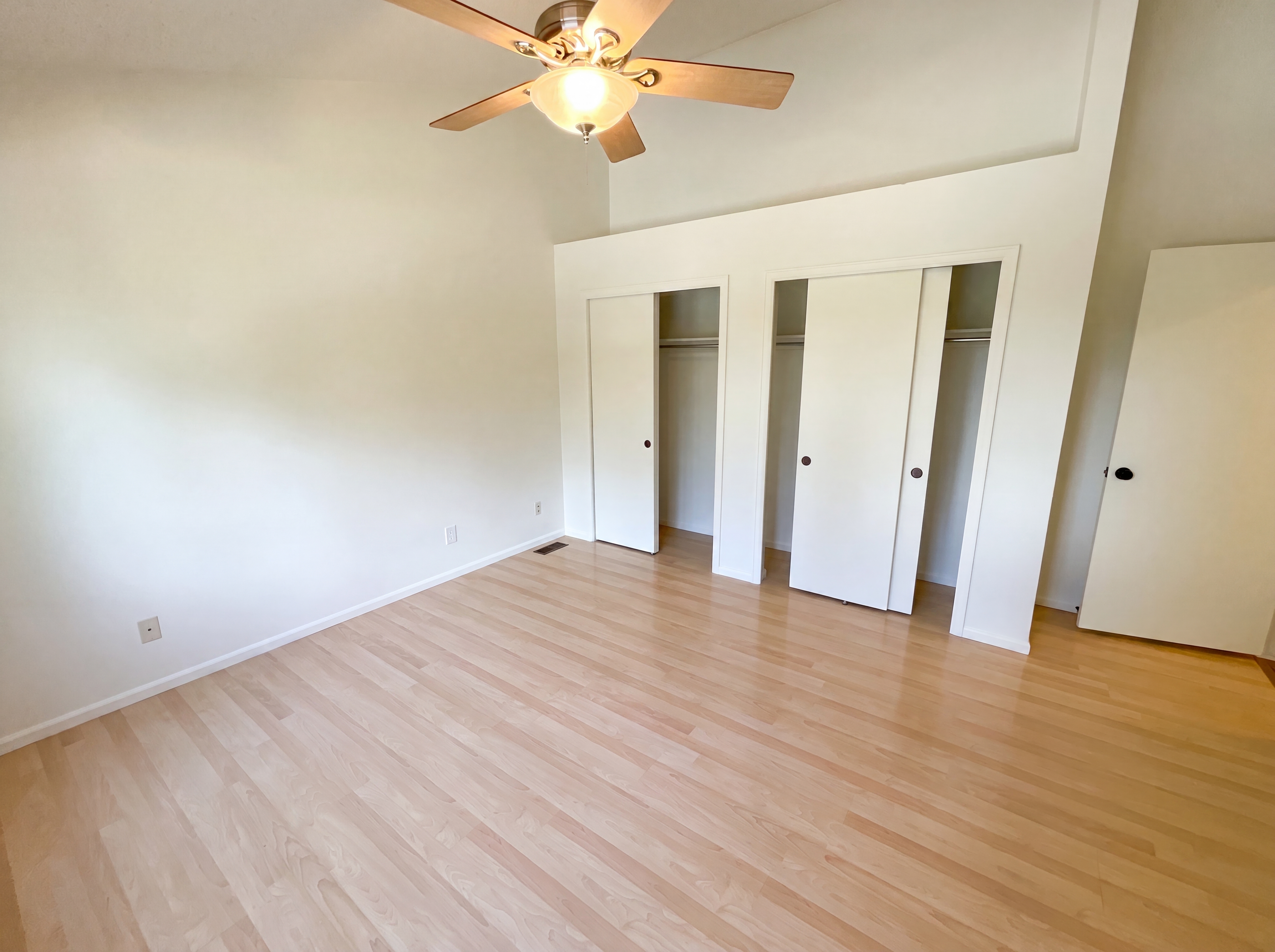 Photo 16 of 33 of 9938 Garland Dr, Broomfield, CO