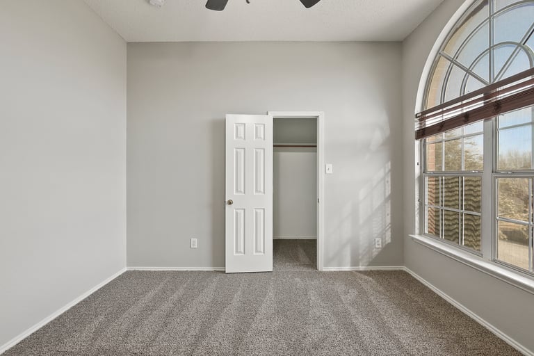 Photo 28 of 32 - 3553 Sedona Dr, Grand Prairie, TX 75052
