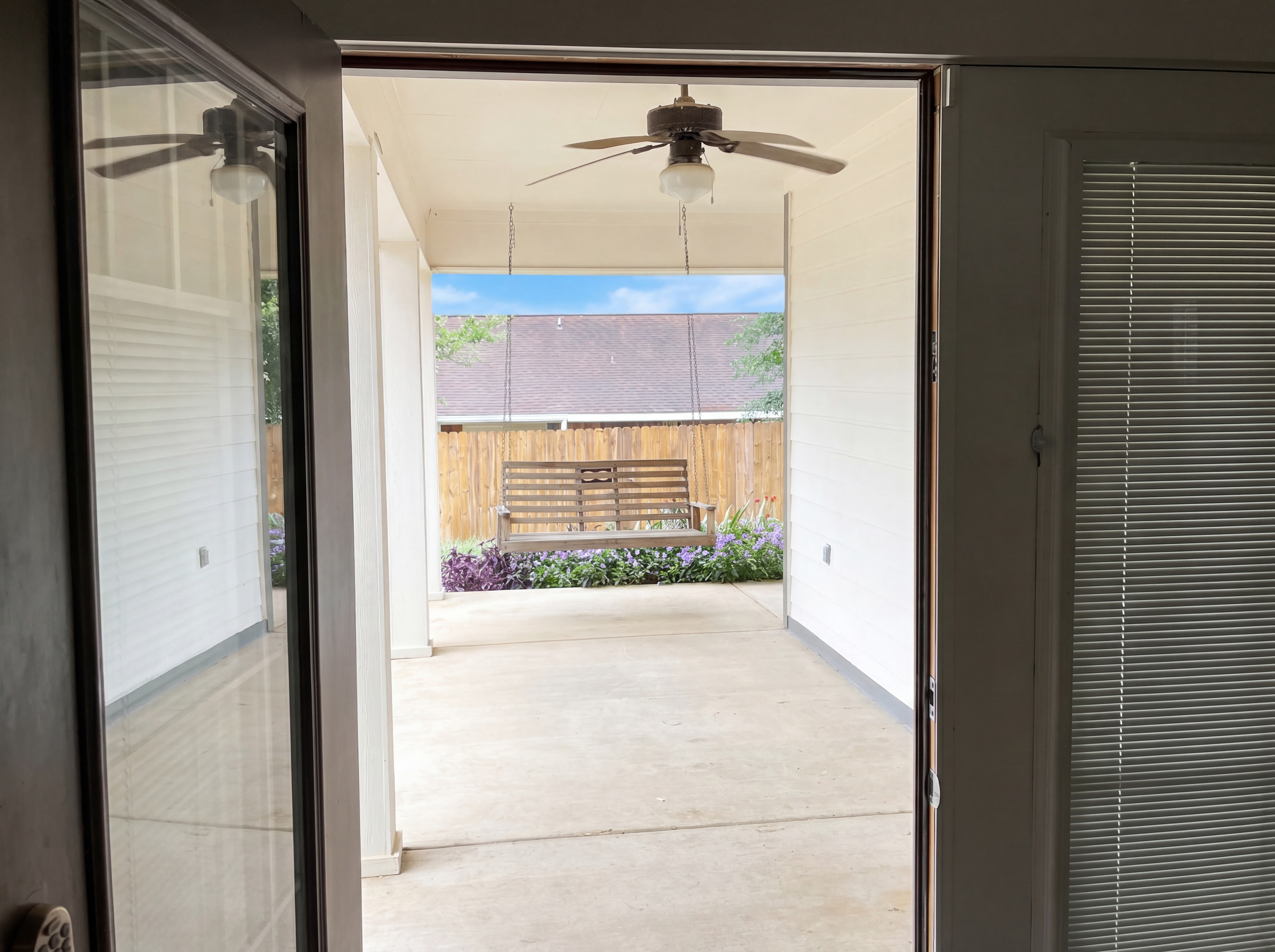 Photo 6 of 19 of 302 Bascom Rd, Whitehouse, TX