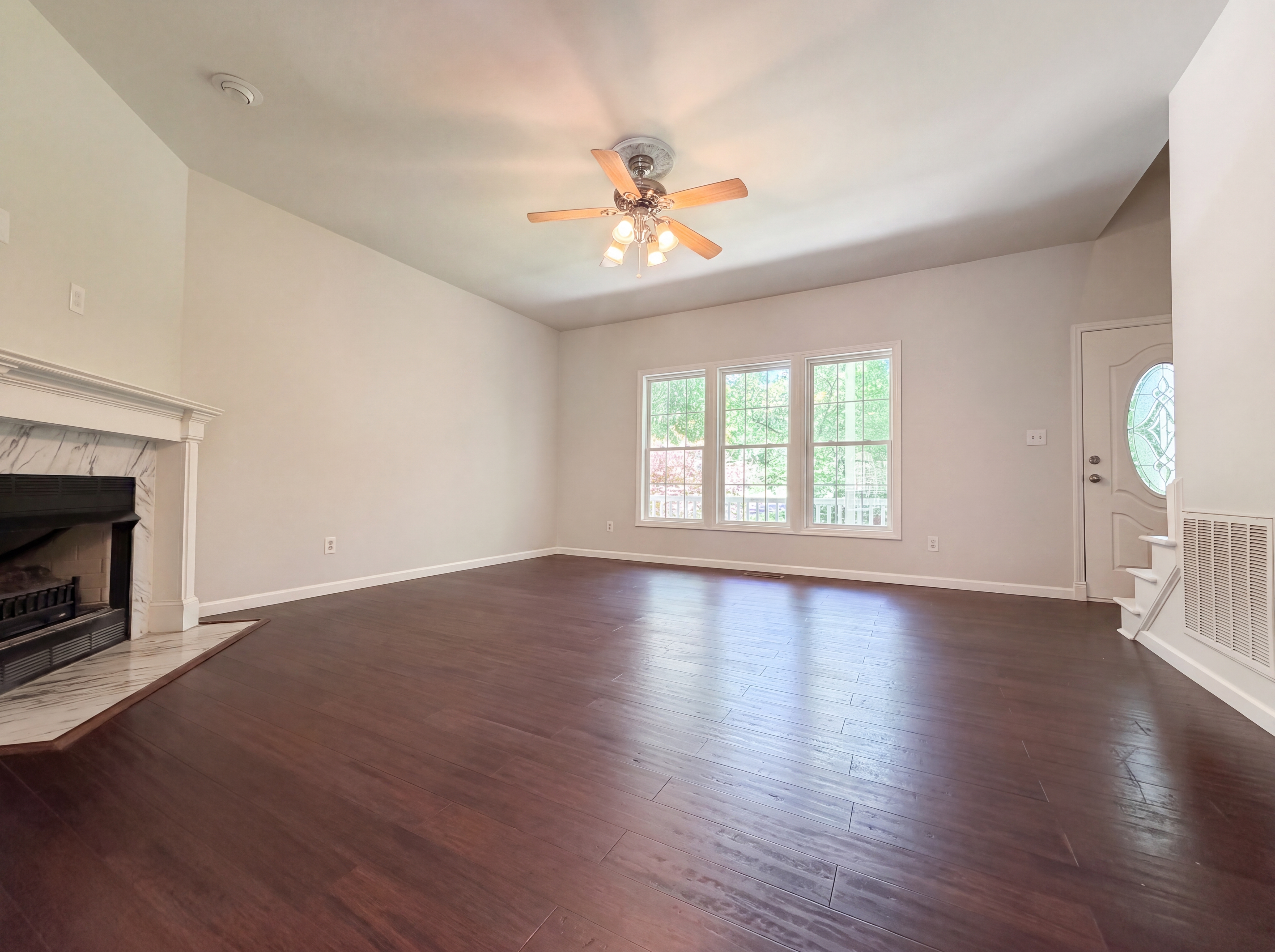 Photo 8 of 28 of 109 Rockrose Ave, Clayton, NC