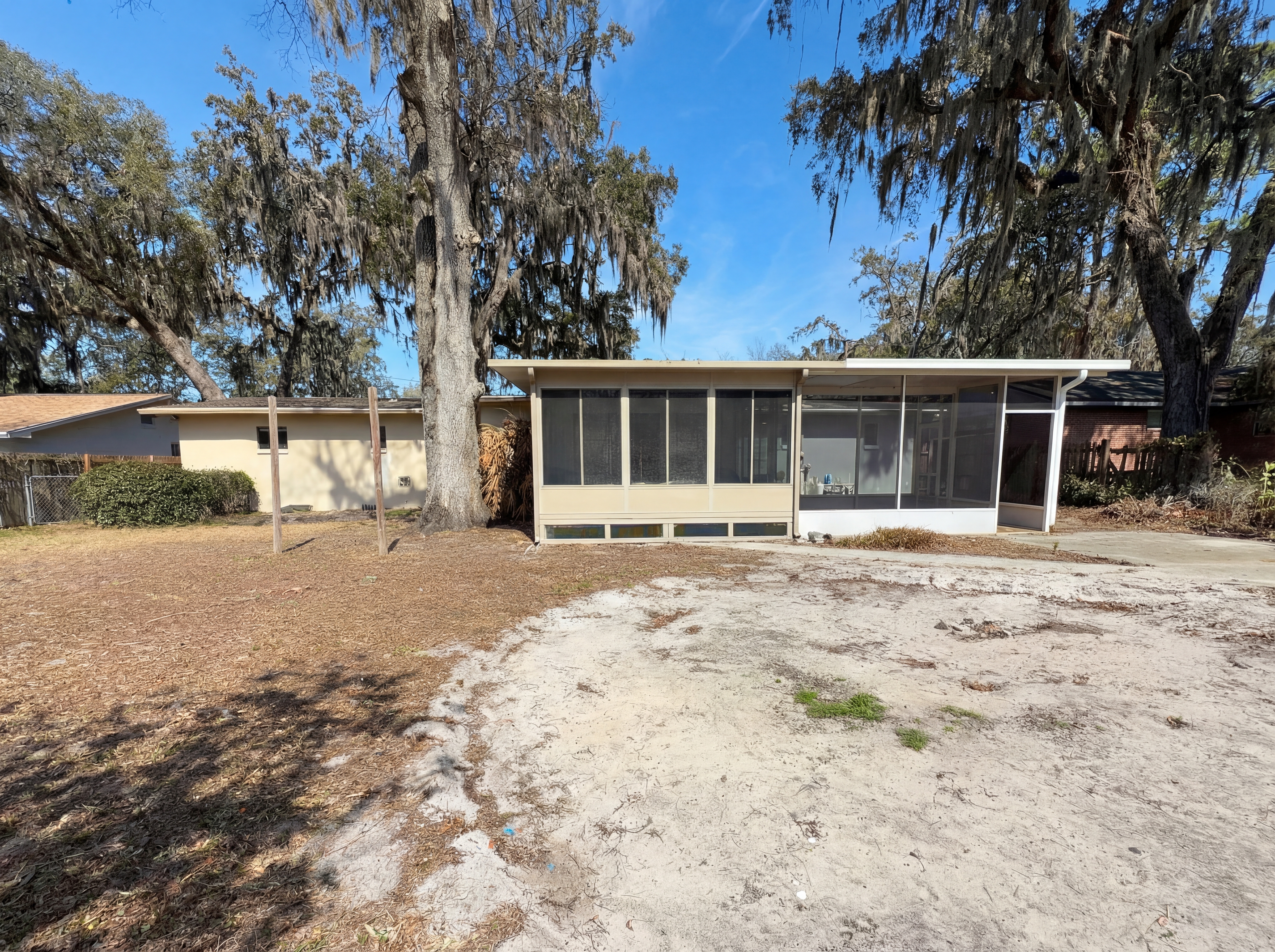 Photo 5 of 26 of 5414 Coppedge Ave, Jacksonville, FL