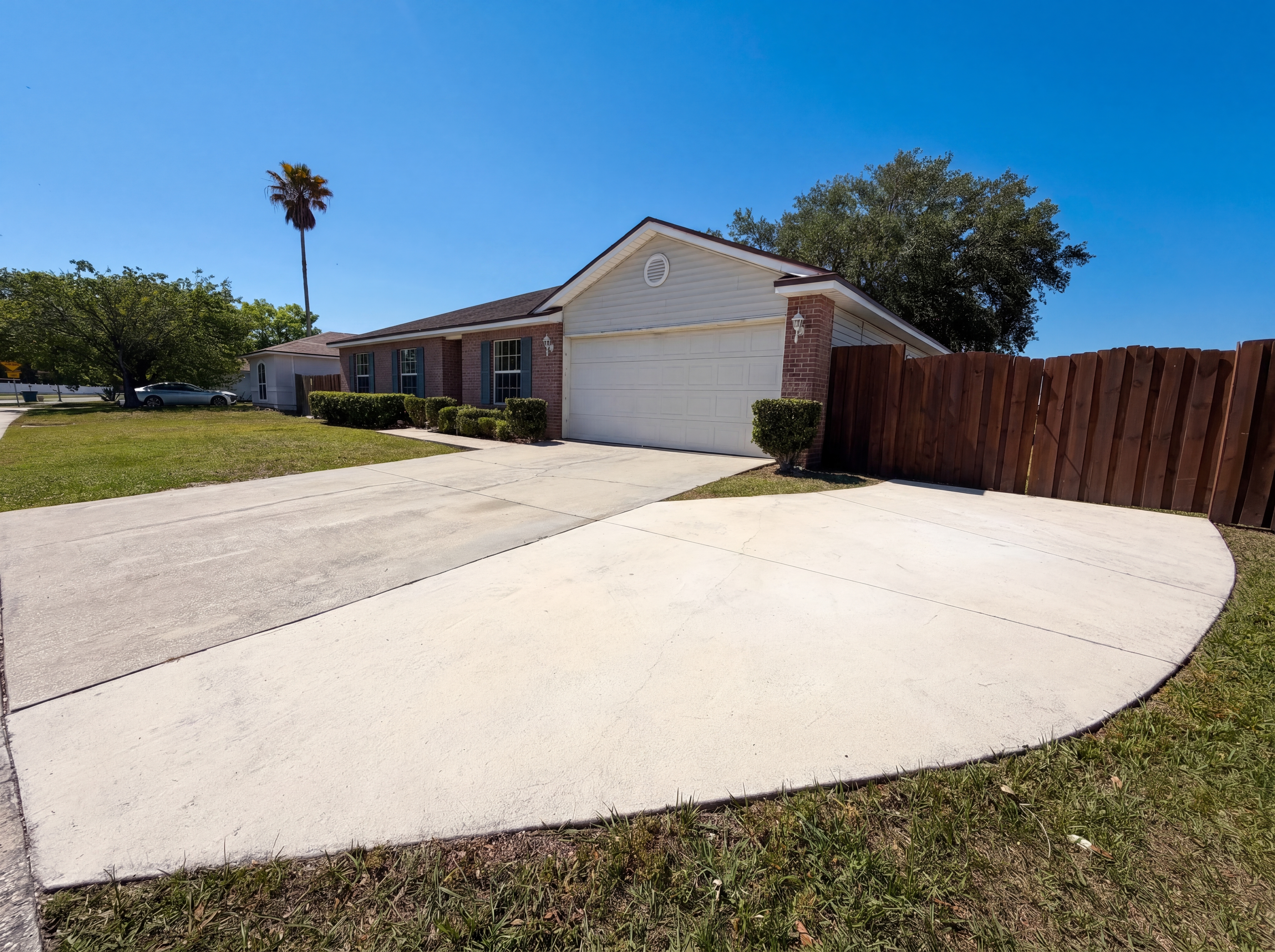 Photo 20 of 21 of 11424 Rolling River Blvd, Jacksonville, FL