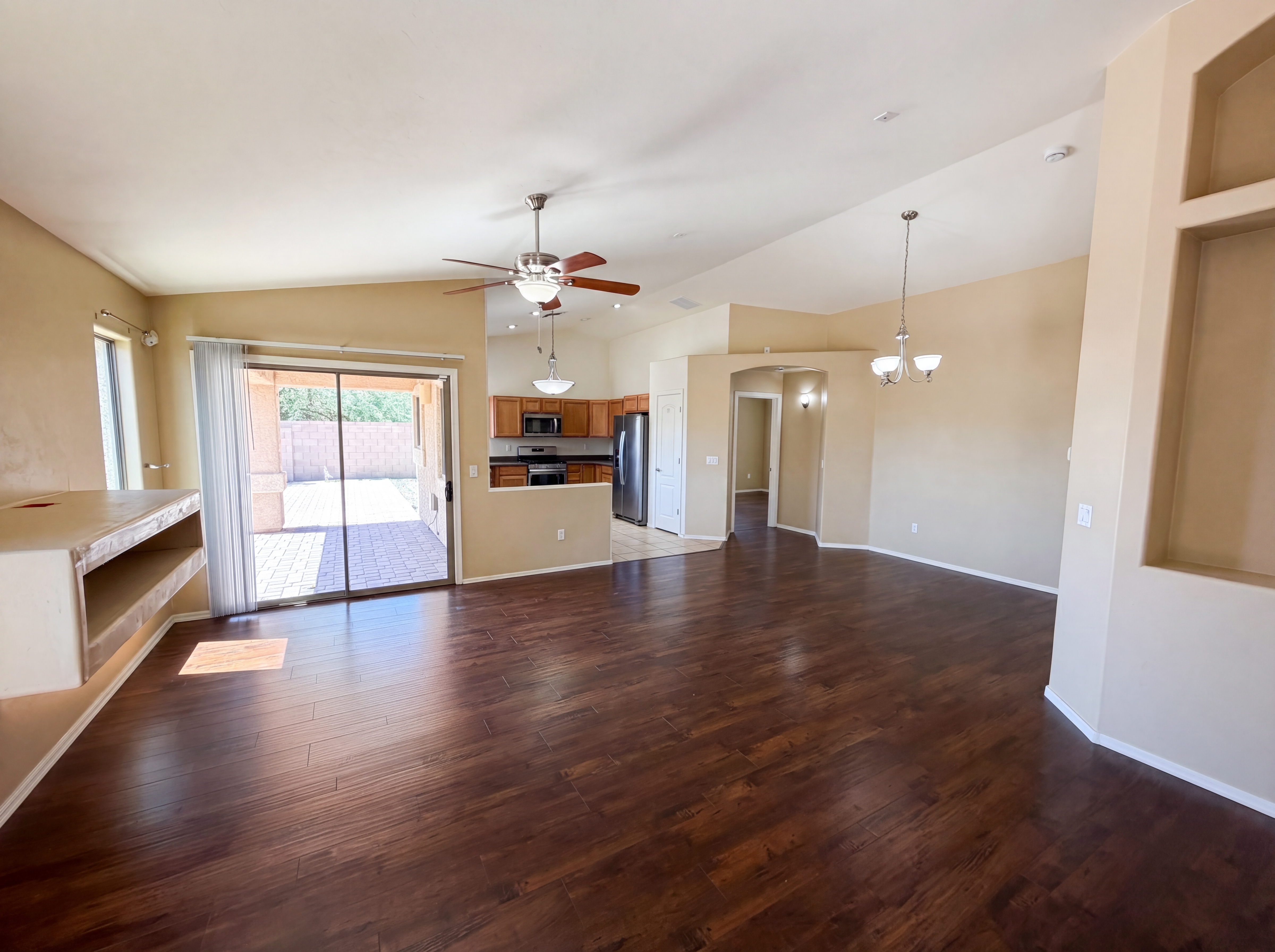 Photo 3 of 20 of 11691 W Stone Hearth St, Marana, AZ