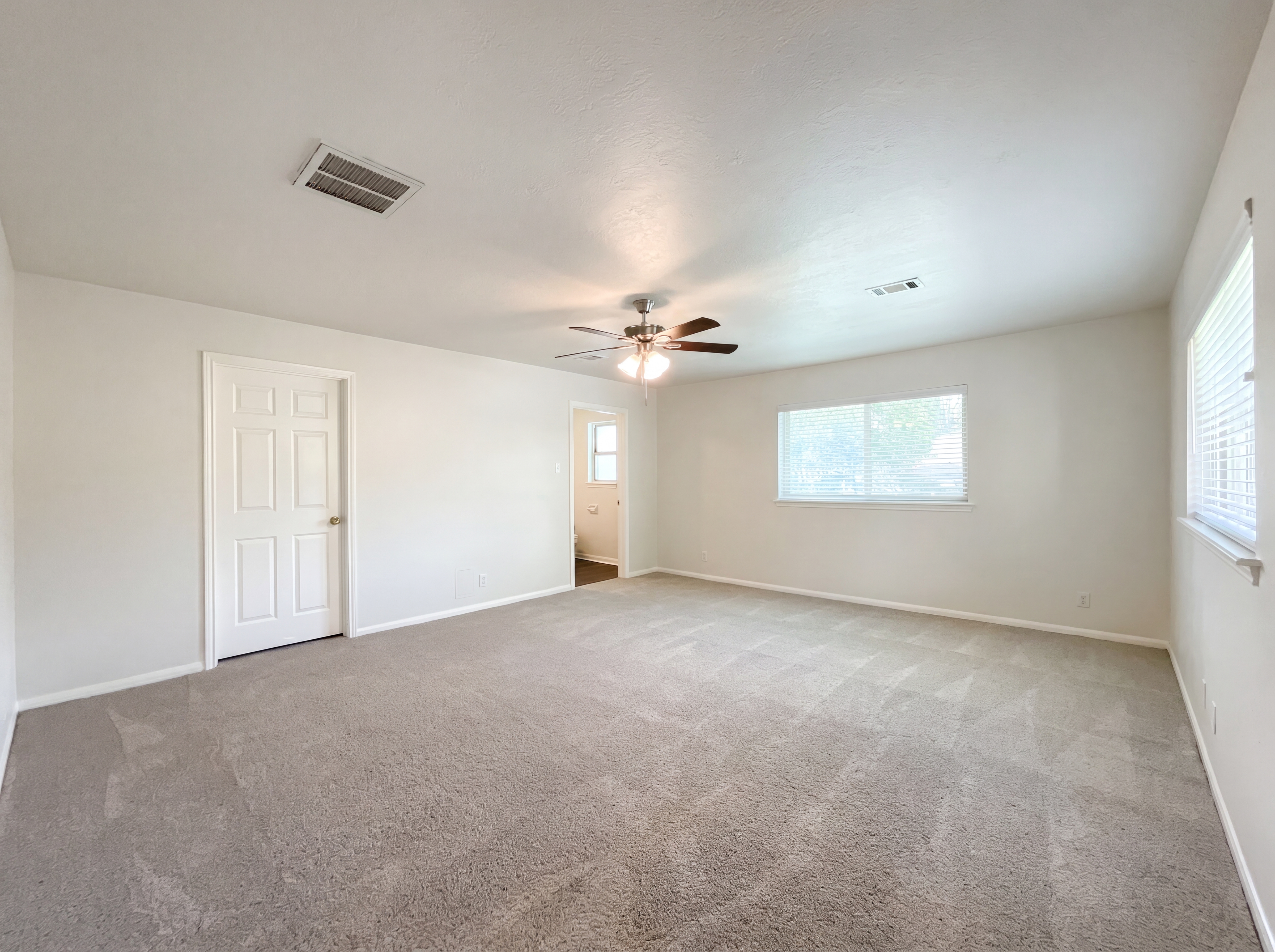Photo 20 of 26 of 2503 Pleasant Creek Dr, Kingwood, TX