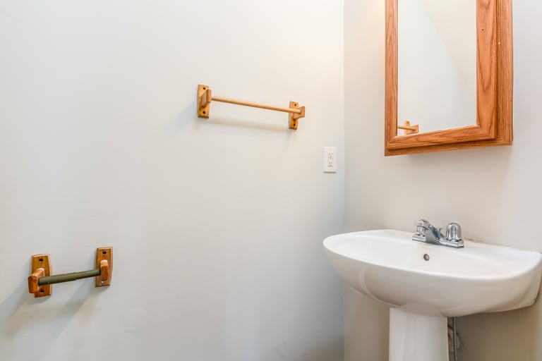 Photo 13 of 17 - 620 Woodson Dr, Clayton, NC 27527