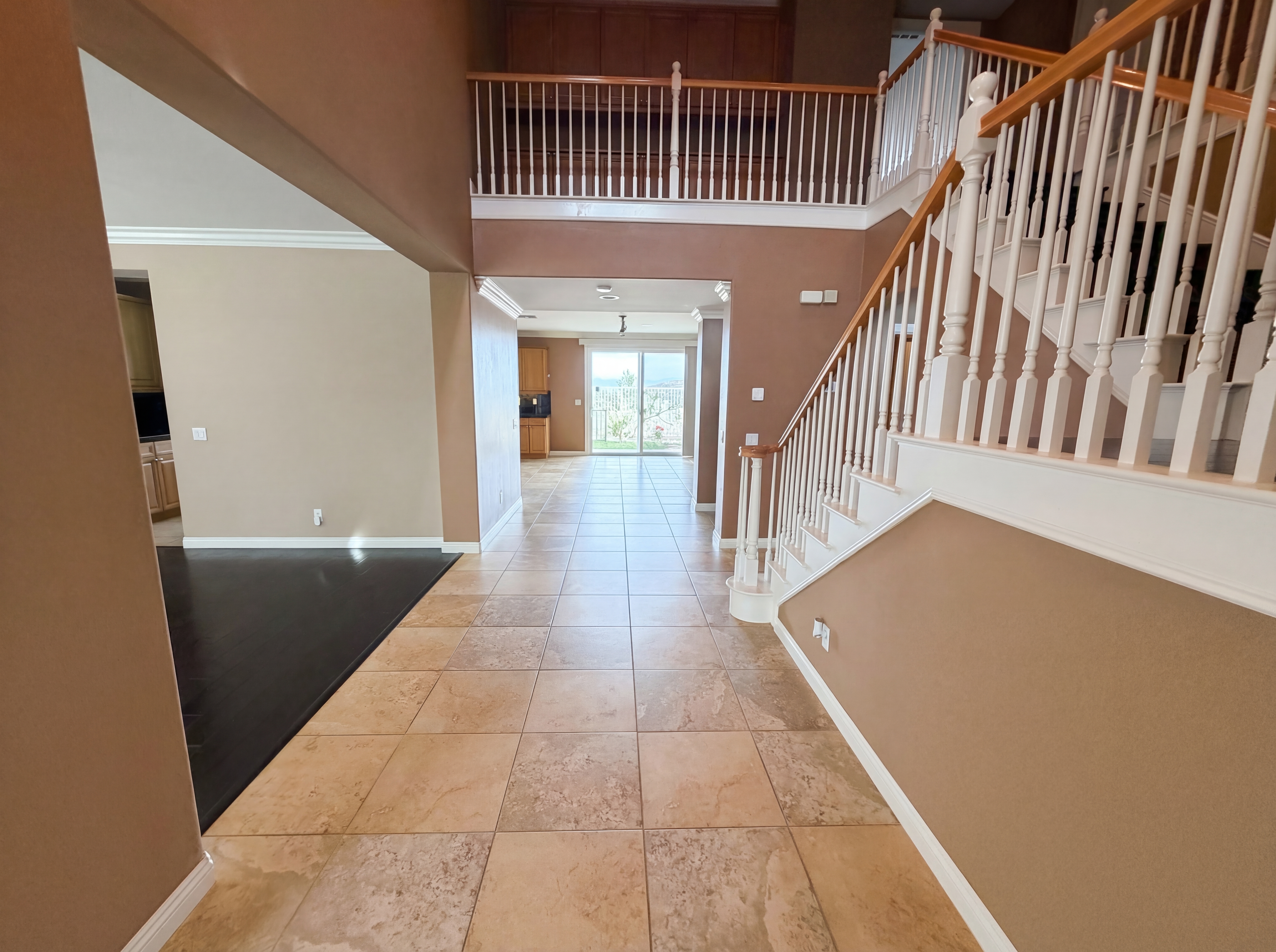 Photo 38 of 60 of 23 Plaza Modena, Lake Elsinore, CA