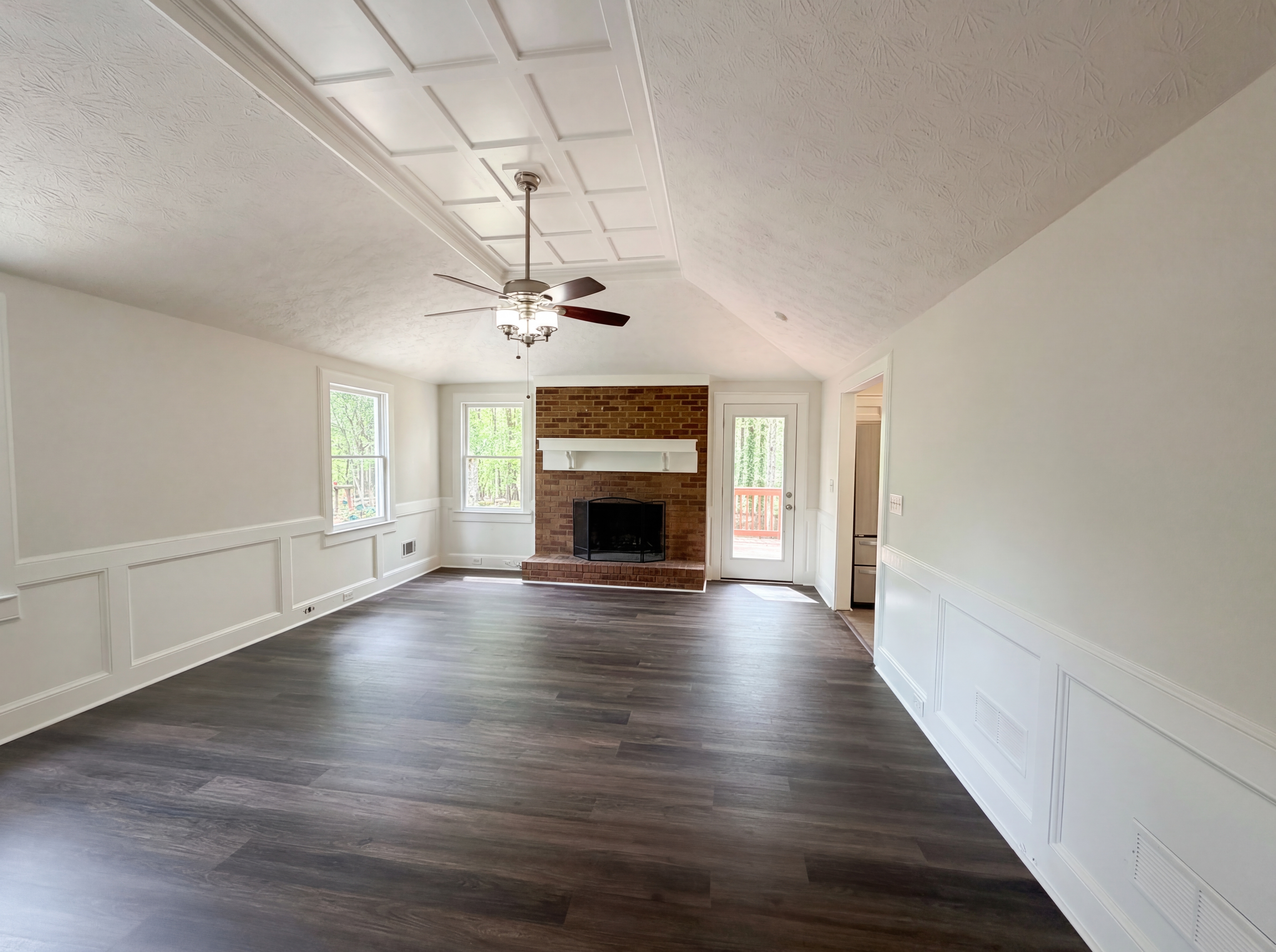 Photo 14 of 31 of 4479 Alpine Ct, Snellville, GA