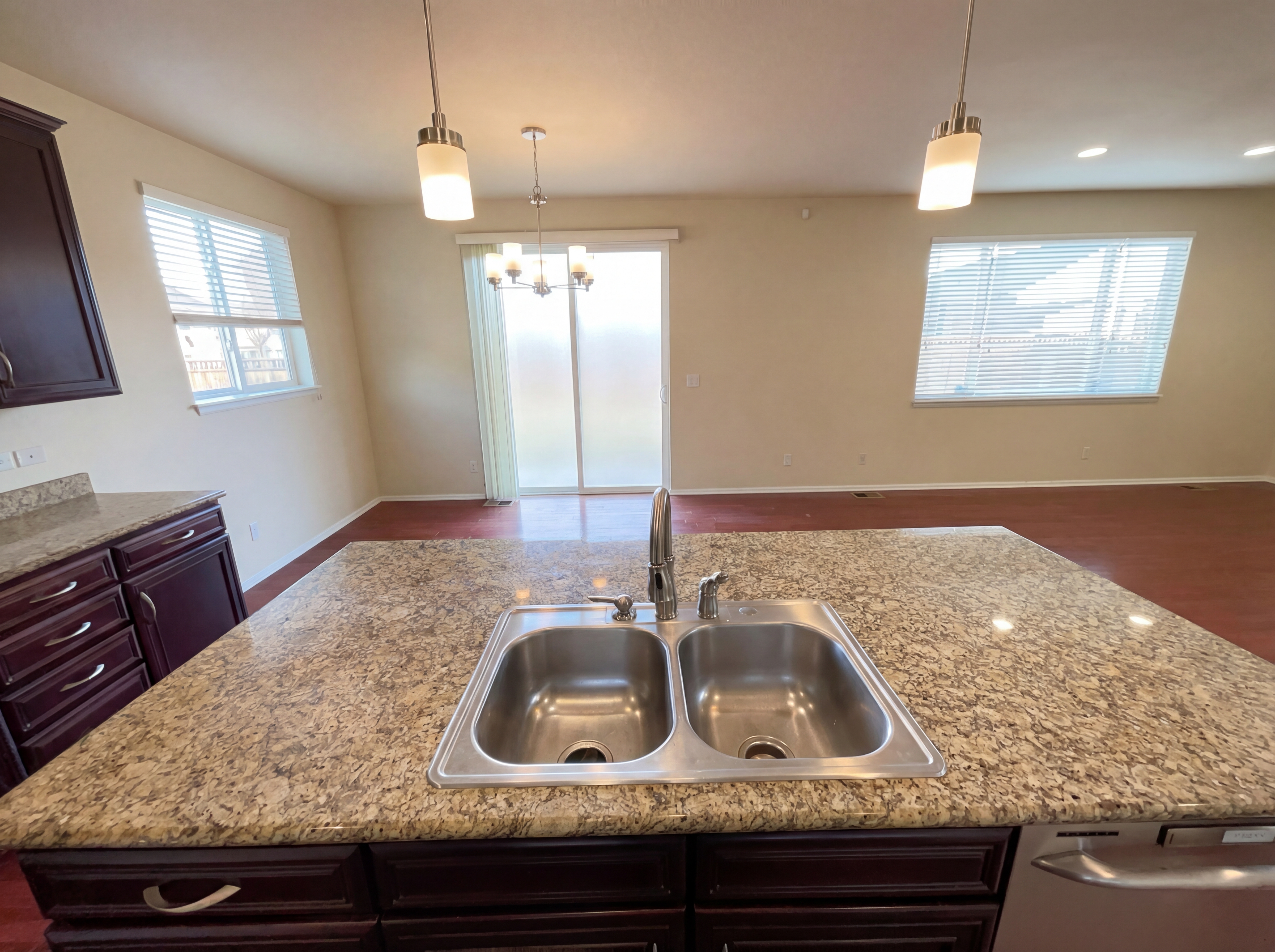 Photo 12 of 36 of 6334 N Ensenada Ct, Aurora, CO