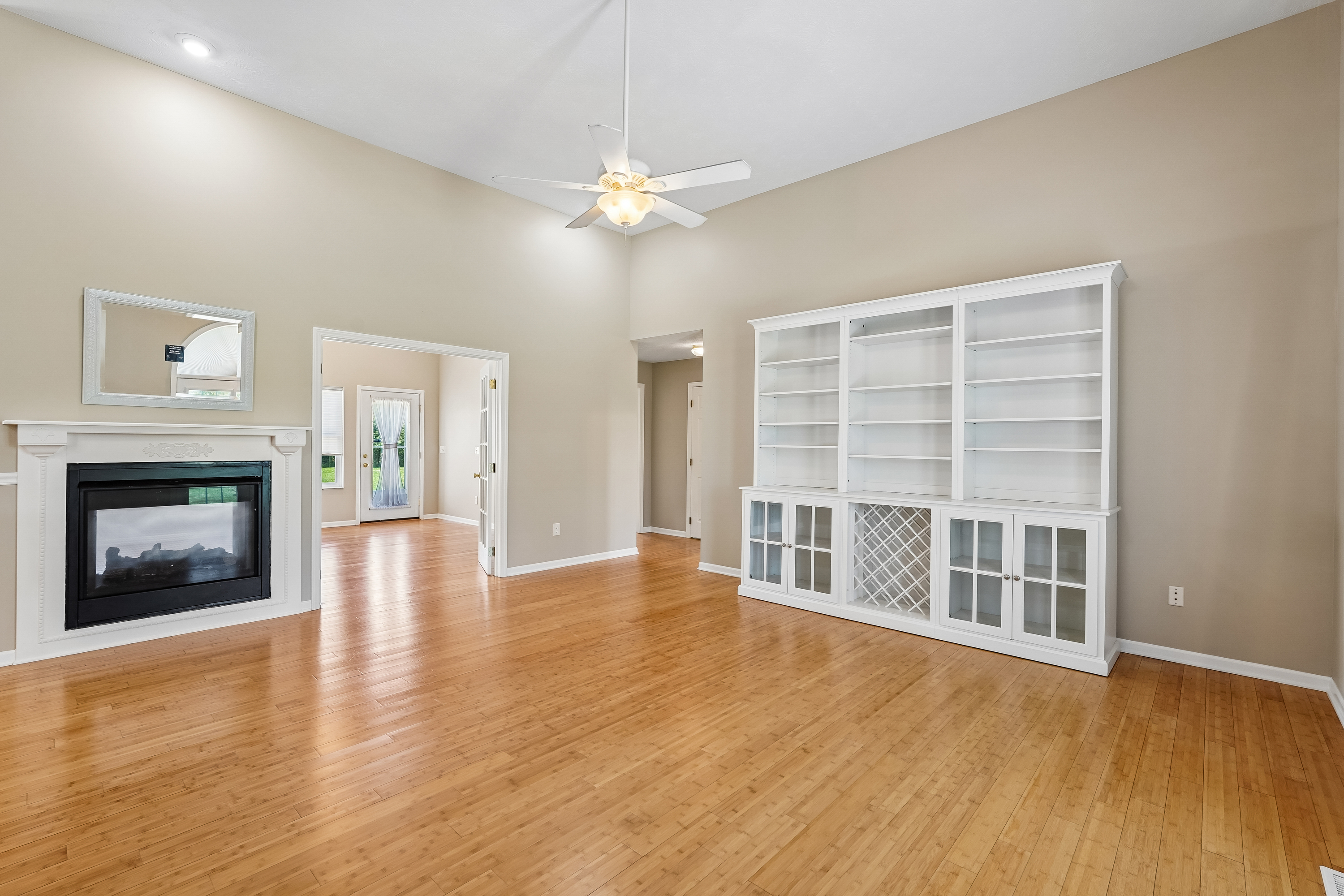 Photo 16 of 61 of 6400 Clark Rd, Sunbury, OH