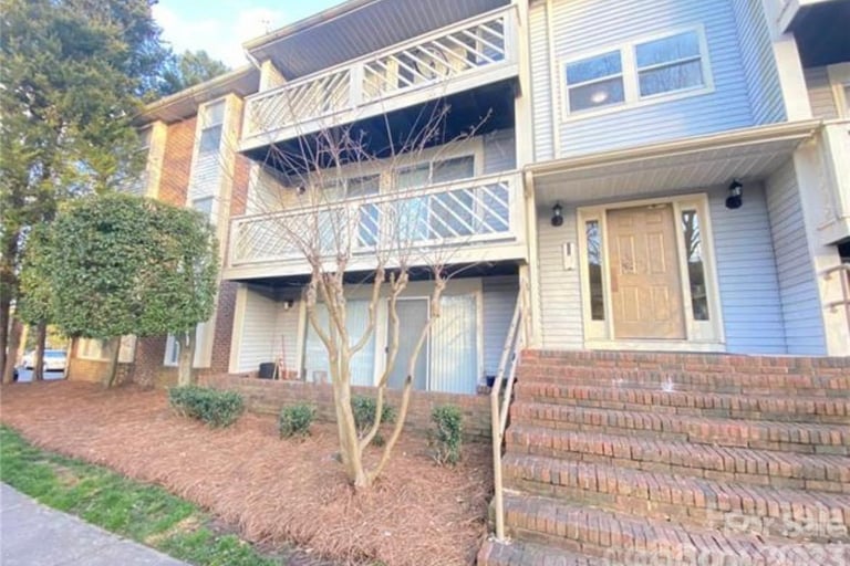 9530 Shannon Green Dr, Charlotte, NC 28213 Opendoor