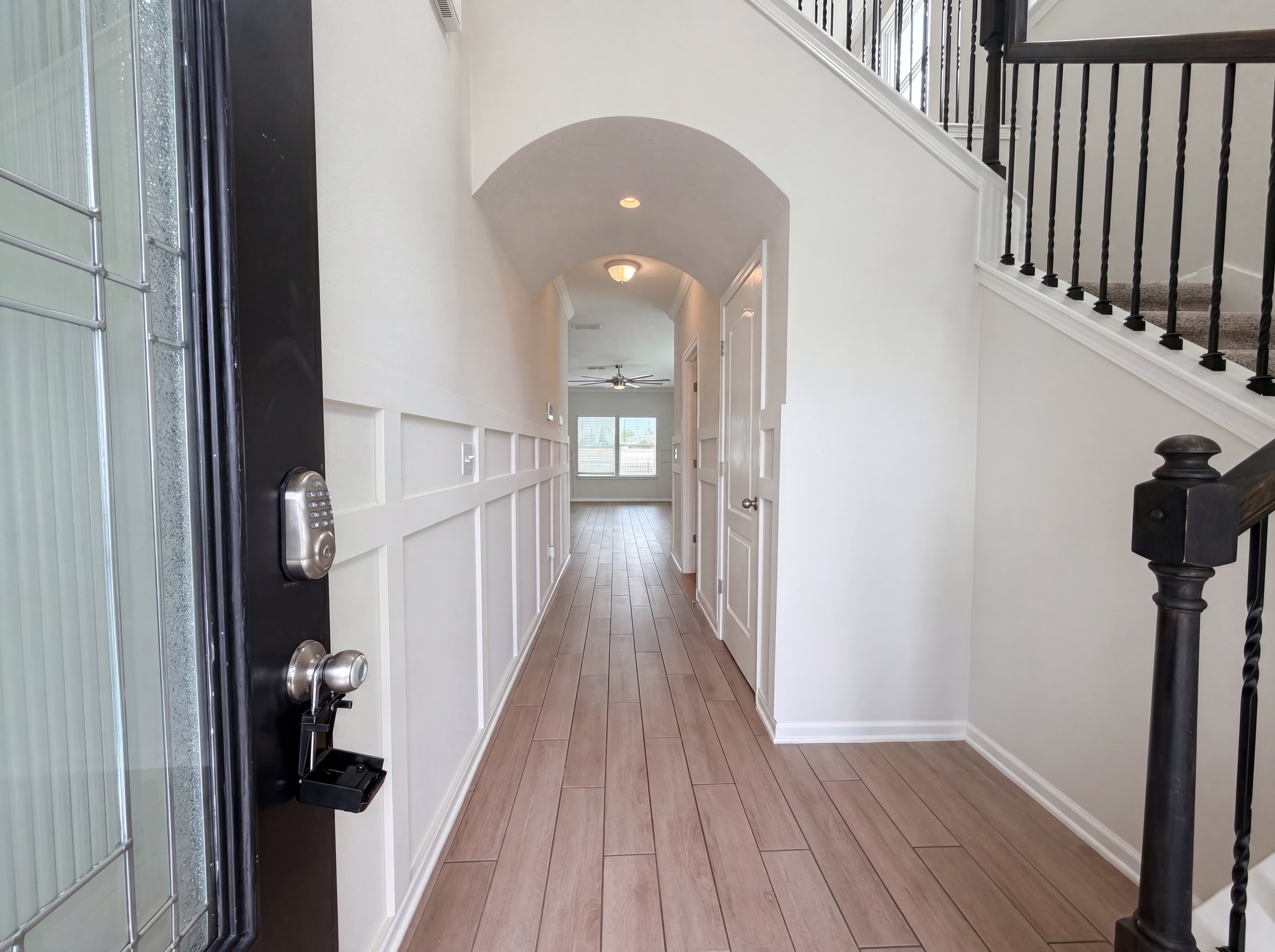Photo 6 of 27 of 8250 Cape Fox Dr, Jacksonville, FL