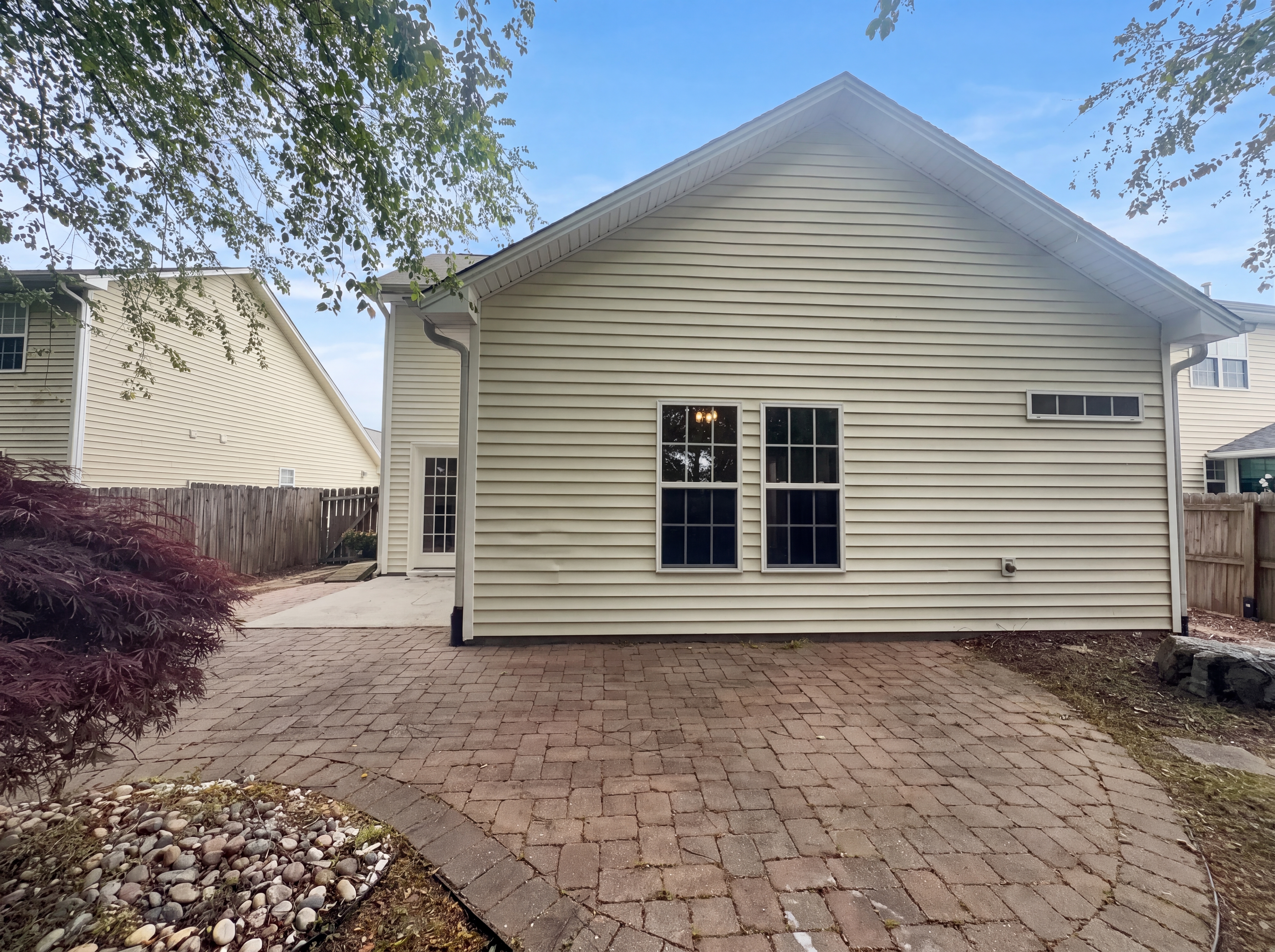 Photo 5 of 17 of 2855 Mossy Meadow Dr, High Point, NC