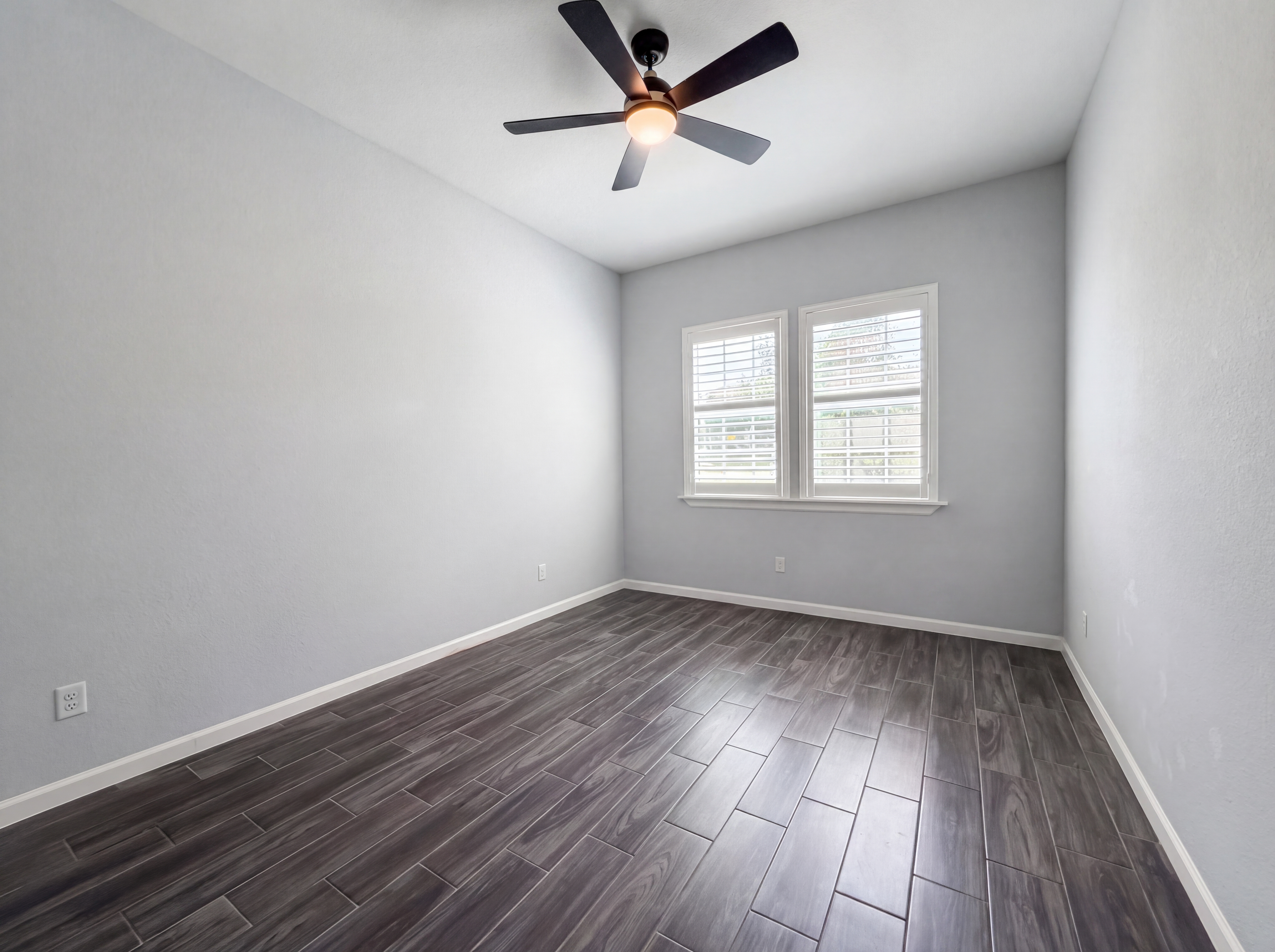 Photo 15 of 24 of 40406 Mostyn Dr, Magnolia, TX