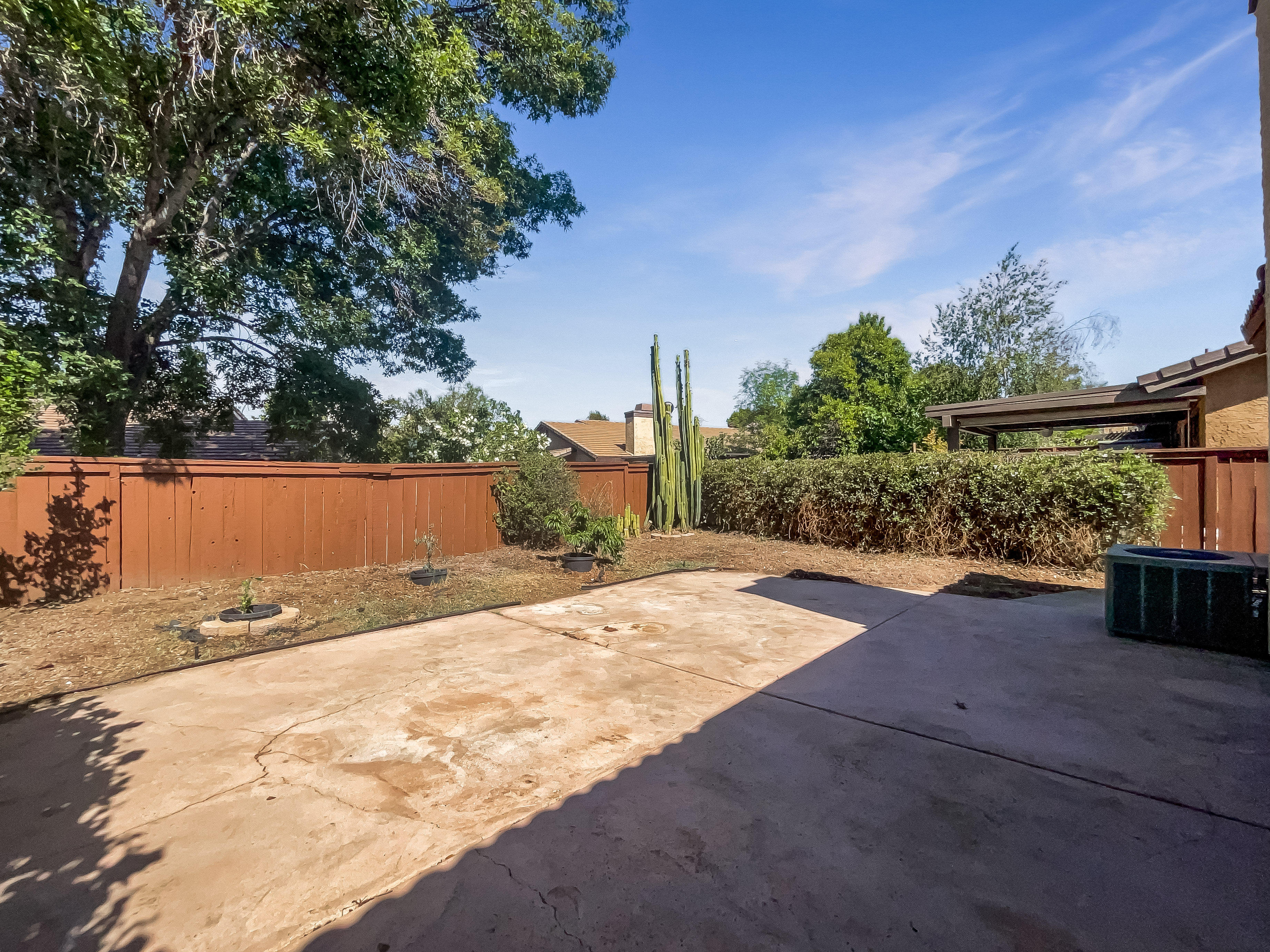 Photo 14 of 23 of 25922 Palomita Dr, Santa Clarita, CA