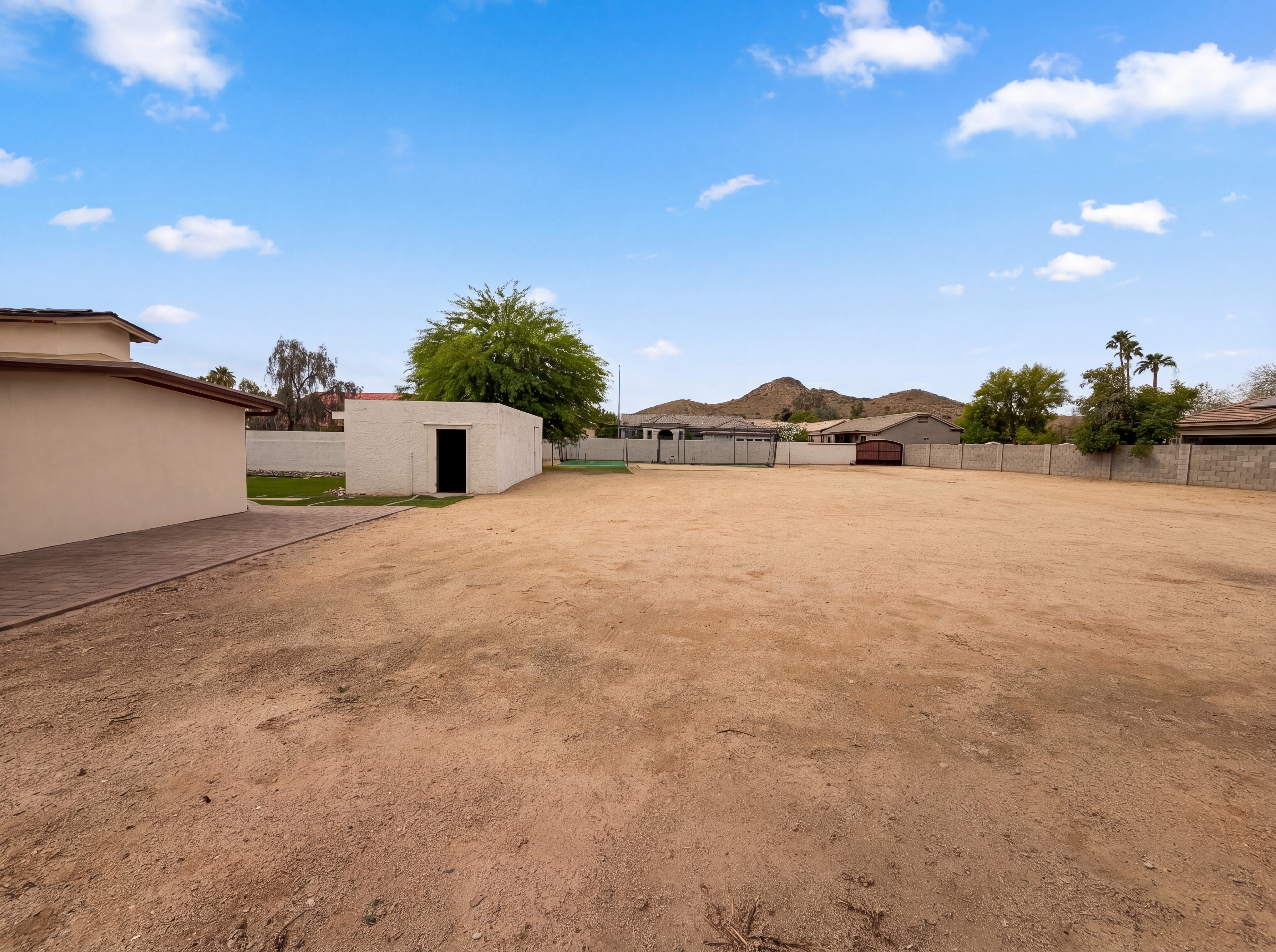 Photo 21 of 26 of 2722 E Nisbet Rd, Phoenix, AZ