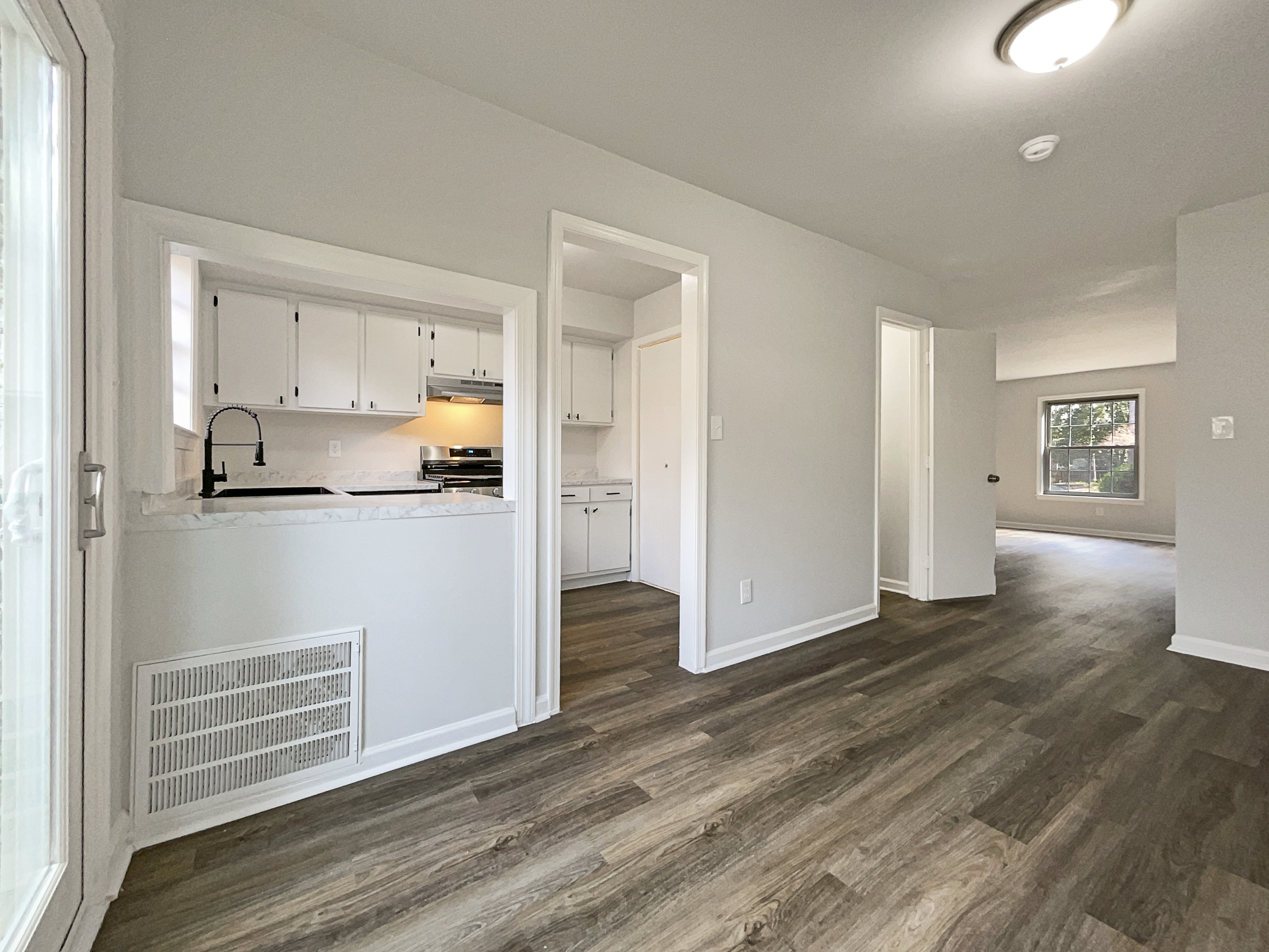 Photo 9 of 15 of 3737 Jamestown Cir, Raleigh, NC