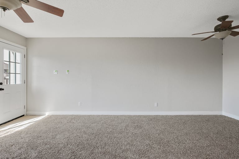 Photo 8 of 25 - 7317 Kingswood Cir, Fort Worth, TX 76133