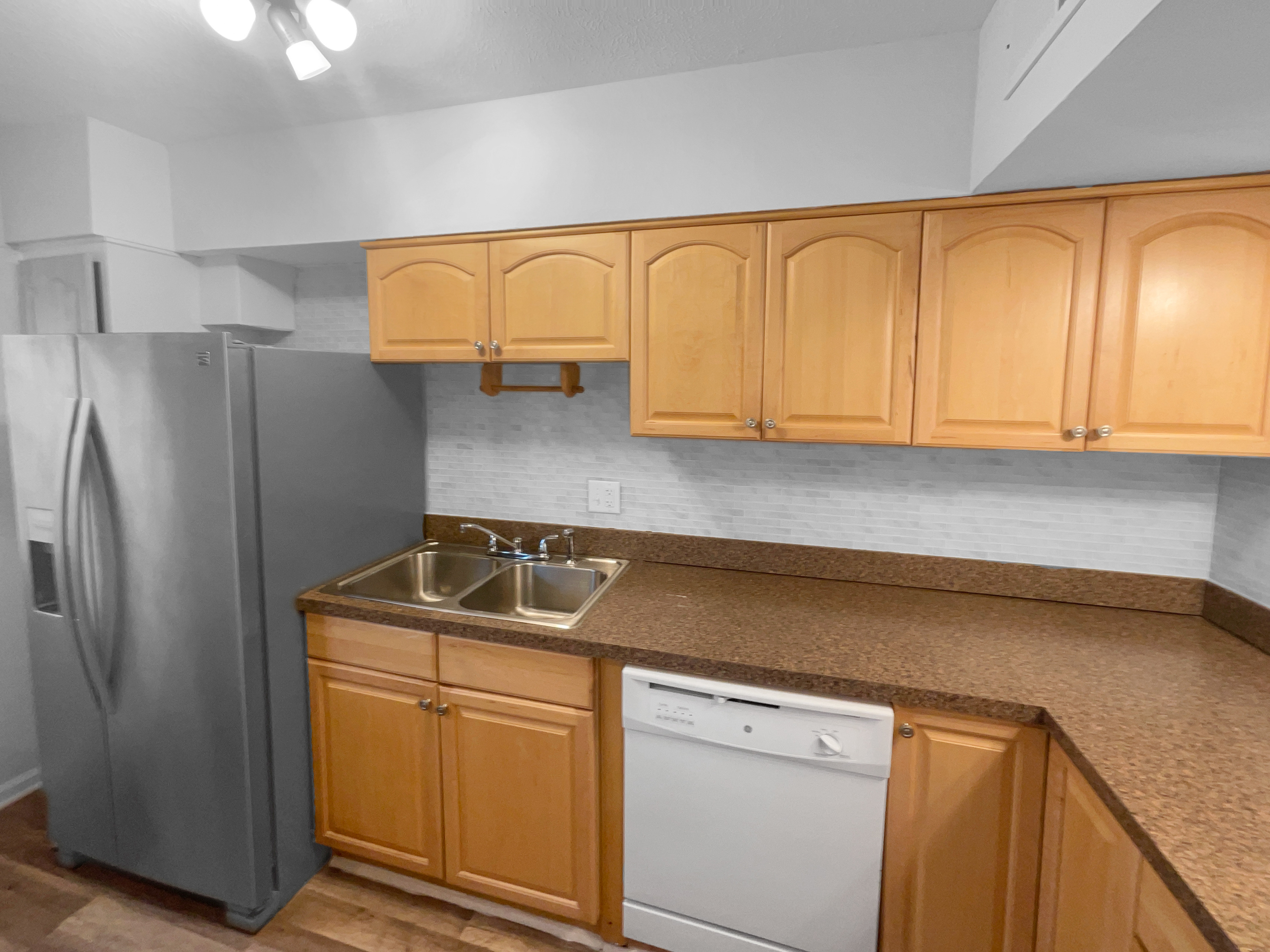 Photo 10 of 20 of 3085 Colonial Way, Atlanta, GA