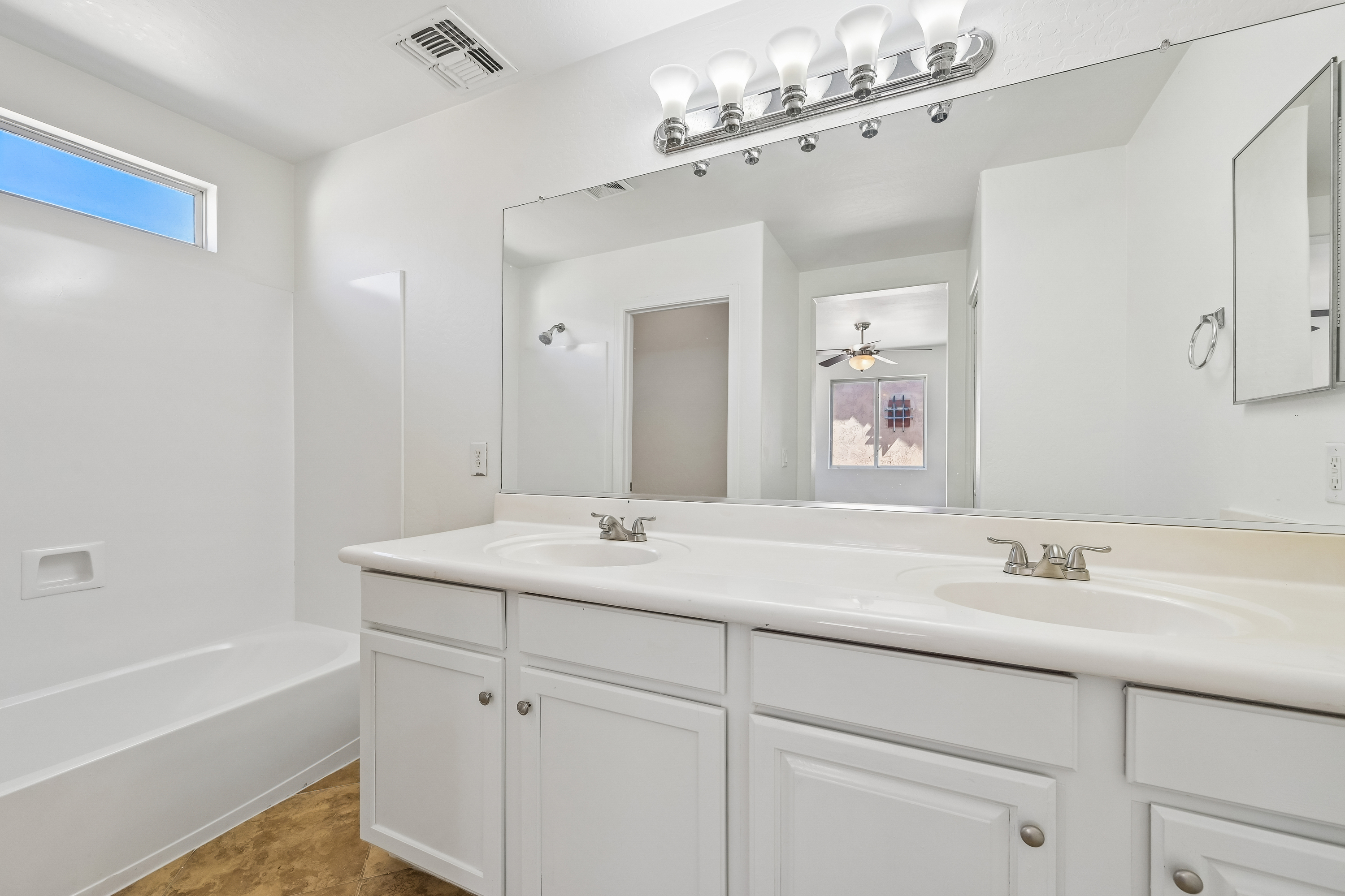 Photo 12 of 22 of 4246 E Tyson St, Gilbert, AZ