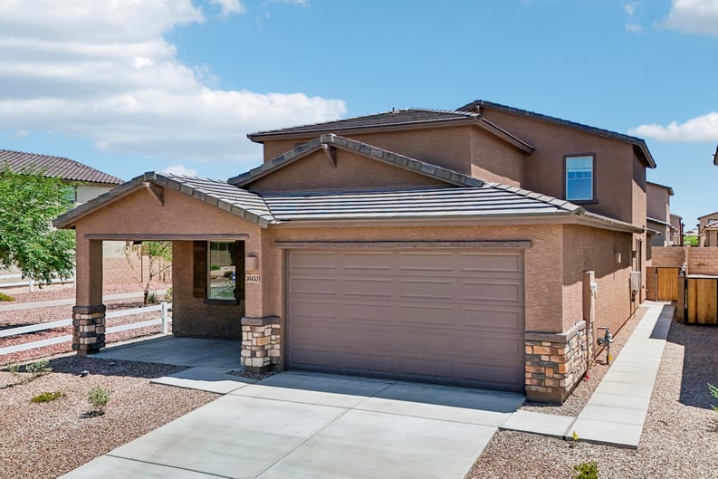 Property photo 1 of 10453 W Beaman Ln