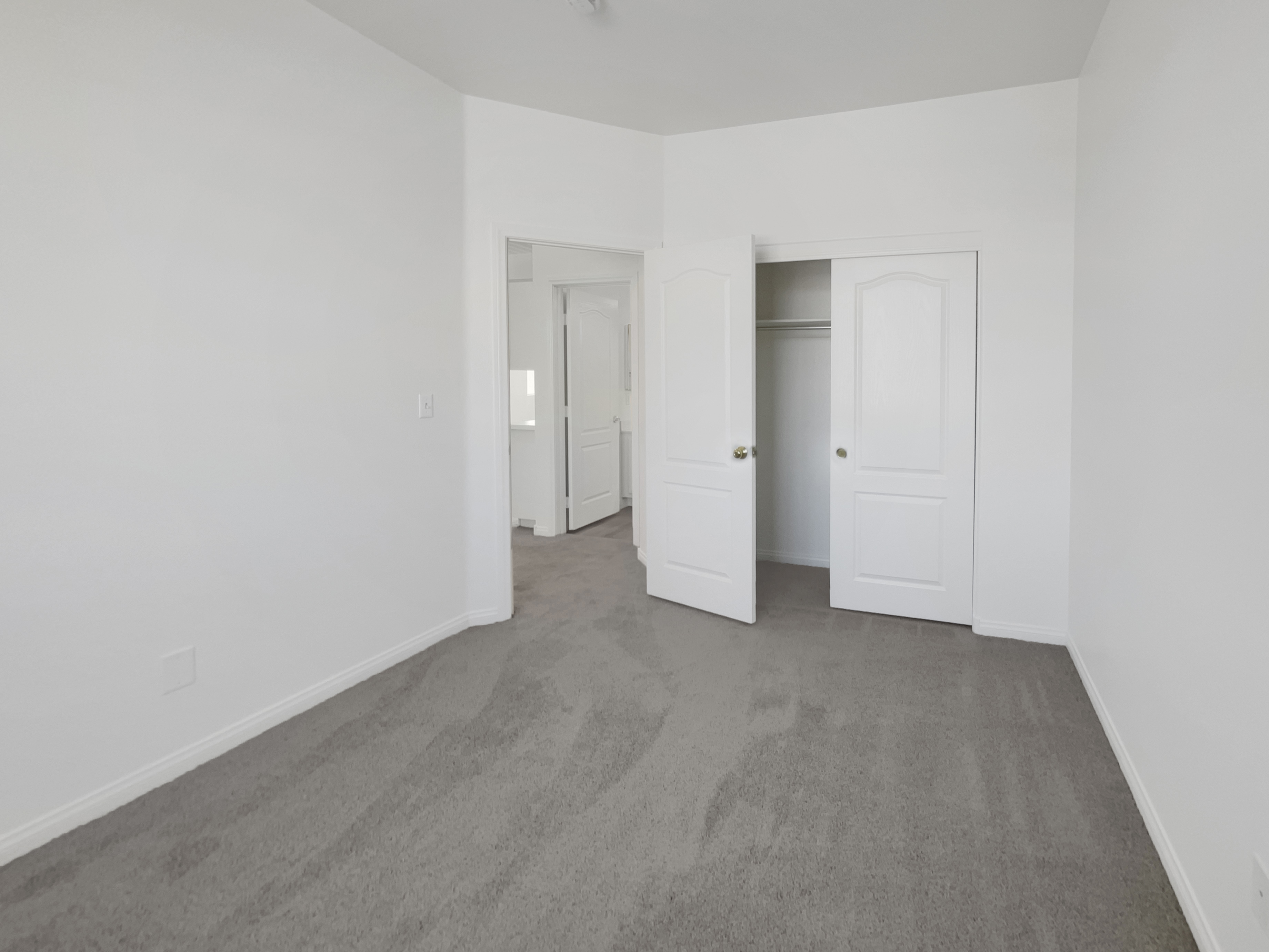 Photo 7 of 24 of 9047 Dolomite Ct, Las Vegas, NV