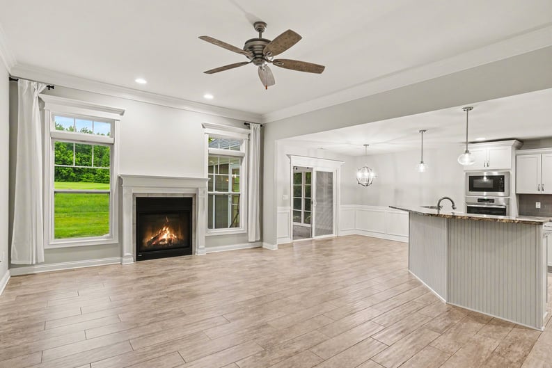Property photo 3 of 1612 Pine Valley Way