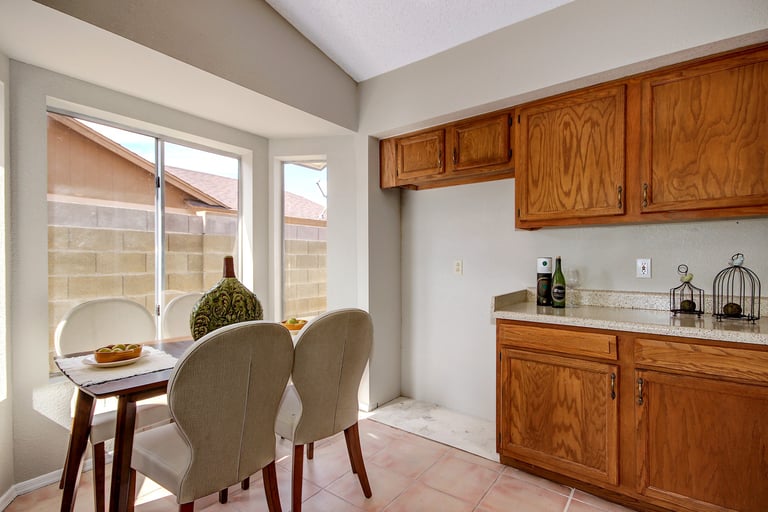 Photo 5 of 24 - 631 E Appaloosa Rd, Gilbert, AZ 85296