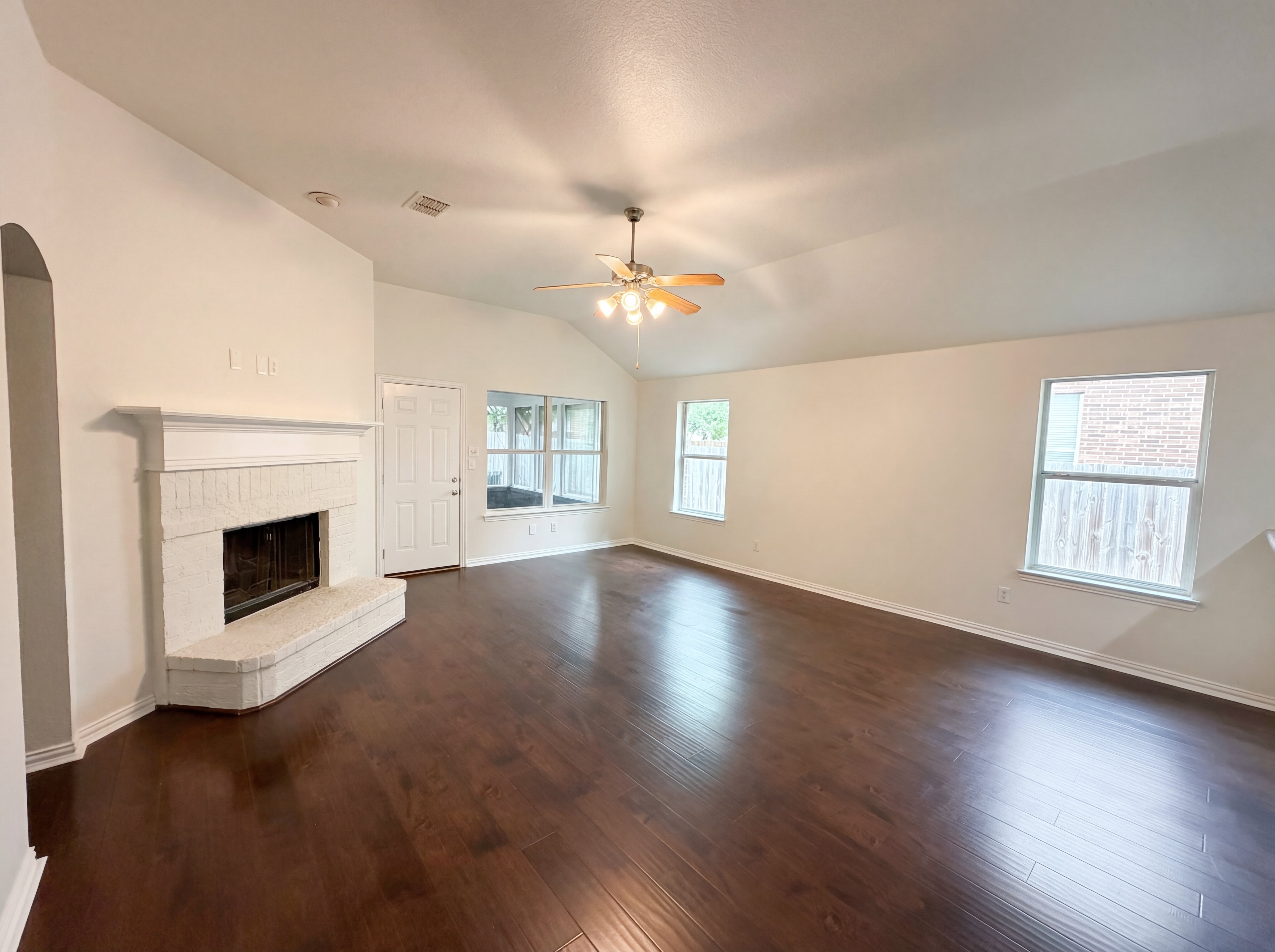 Photo 10 of 18 of 2124 Highland River Dr, Wylie, TX
