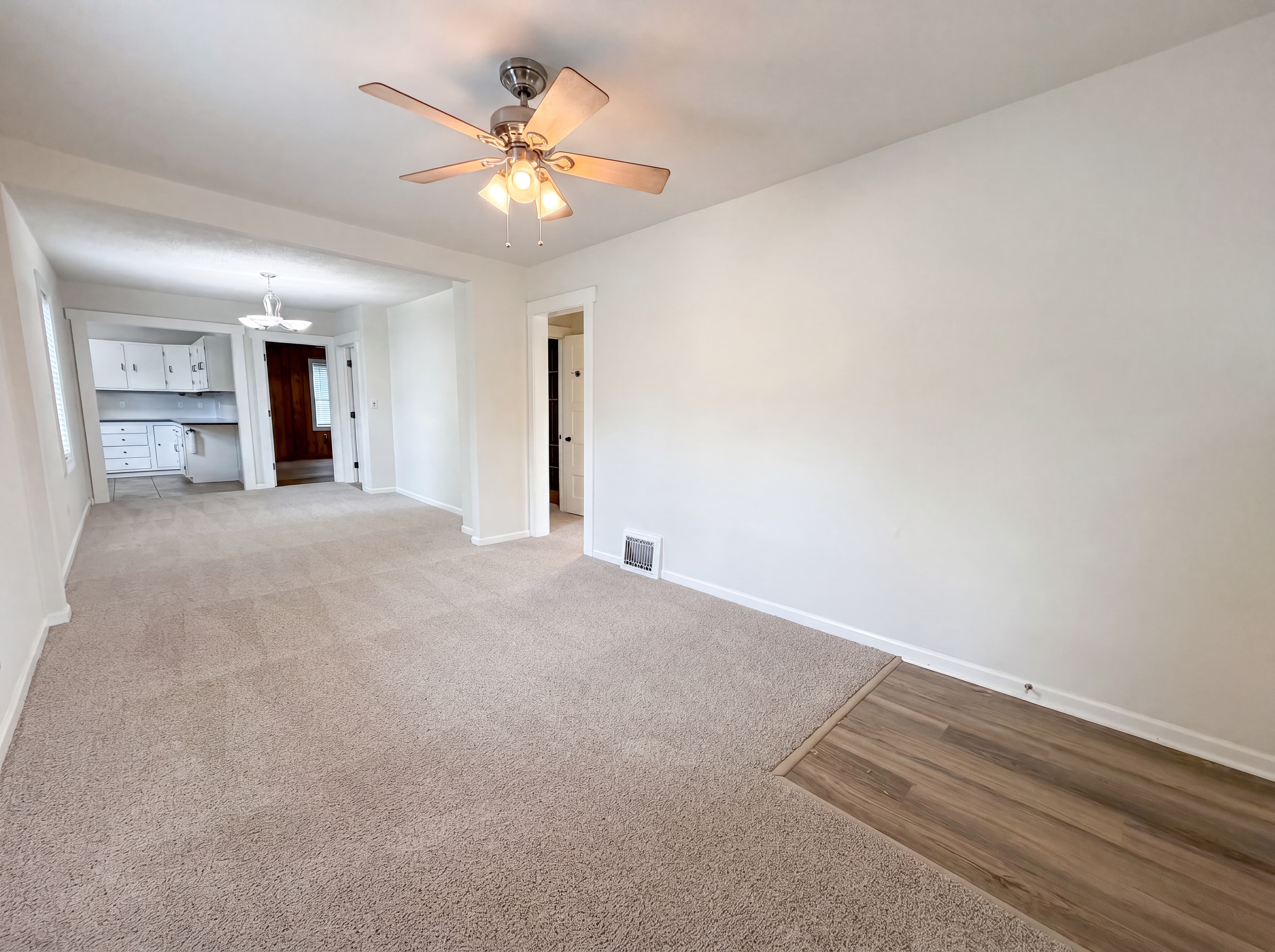 Photo 7 of 18 of 6026 Xerxes Ave S, Edina, MN