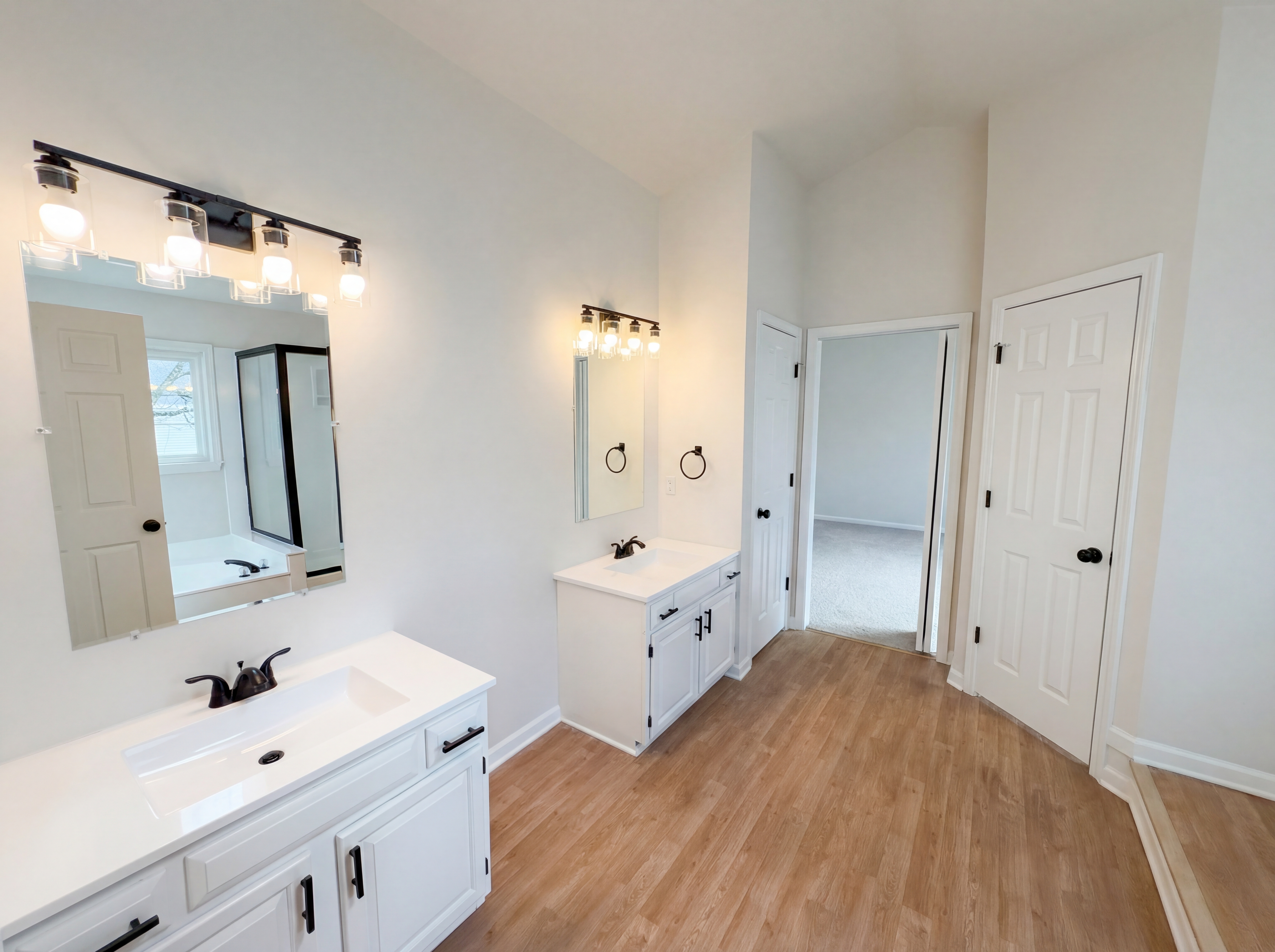 Photo 18 of 21 of 8141 Long Nook Ln, Charlotte, NC