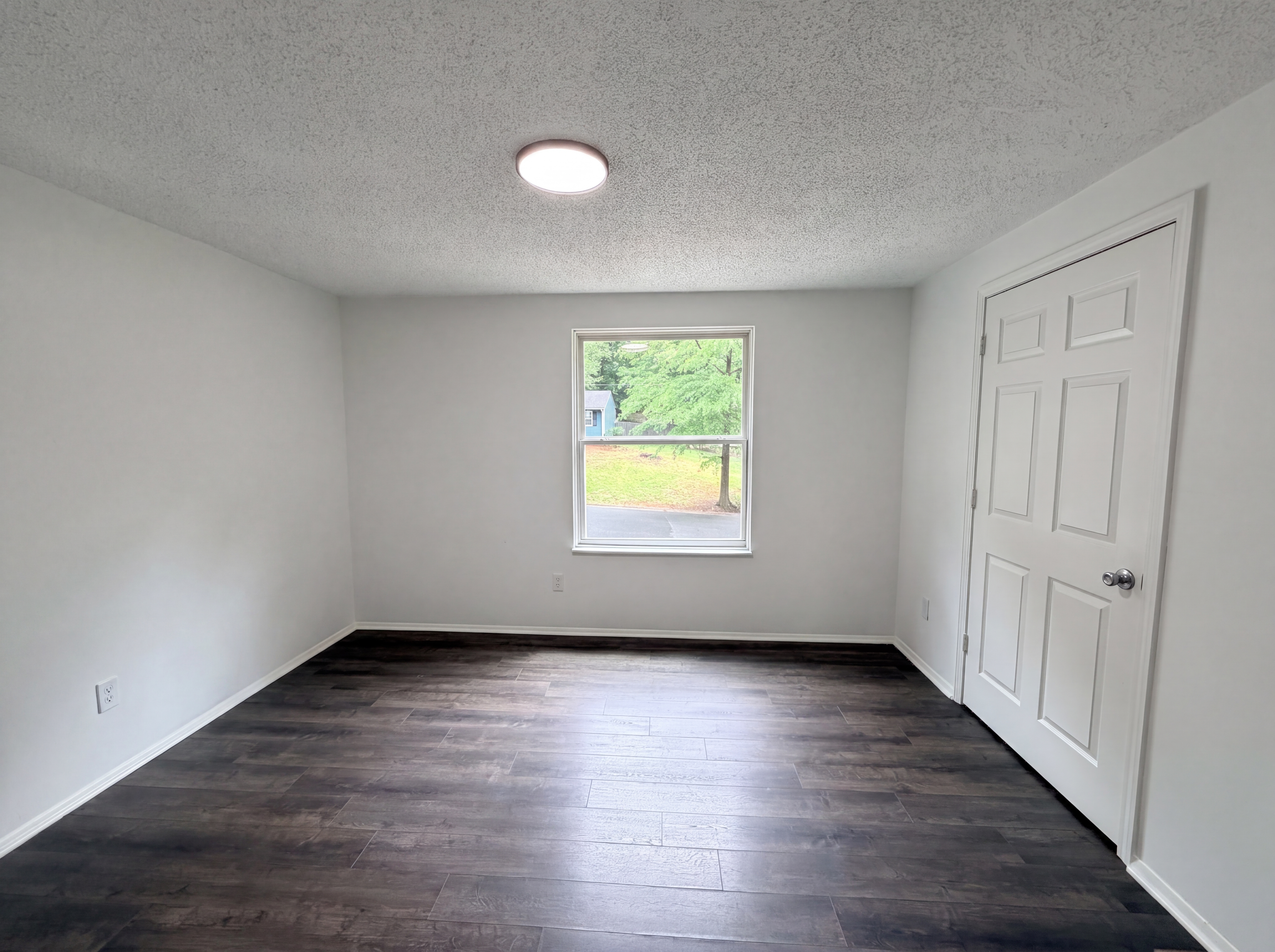 Photo 7 of 20 of 8435 Othello Pl, Charlotte, NC