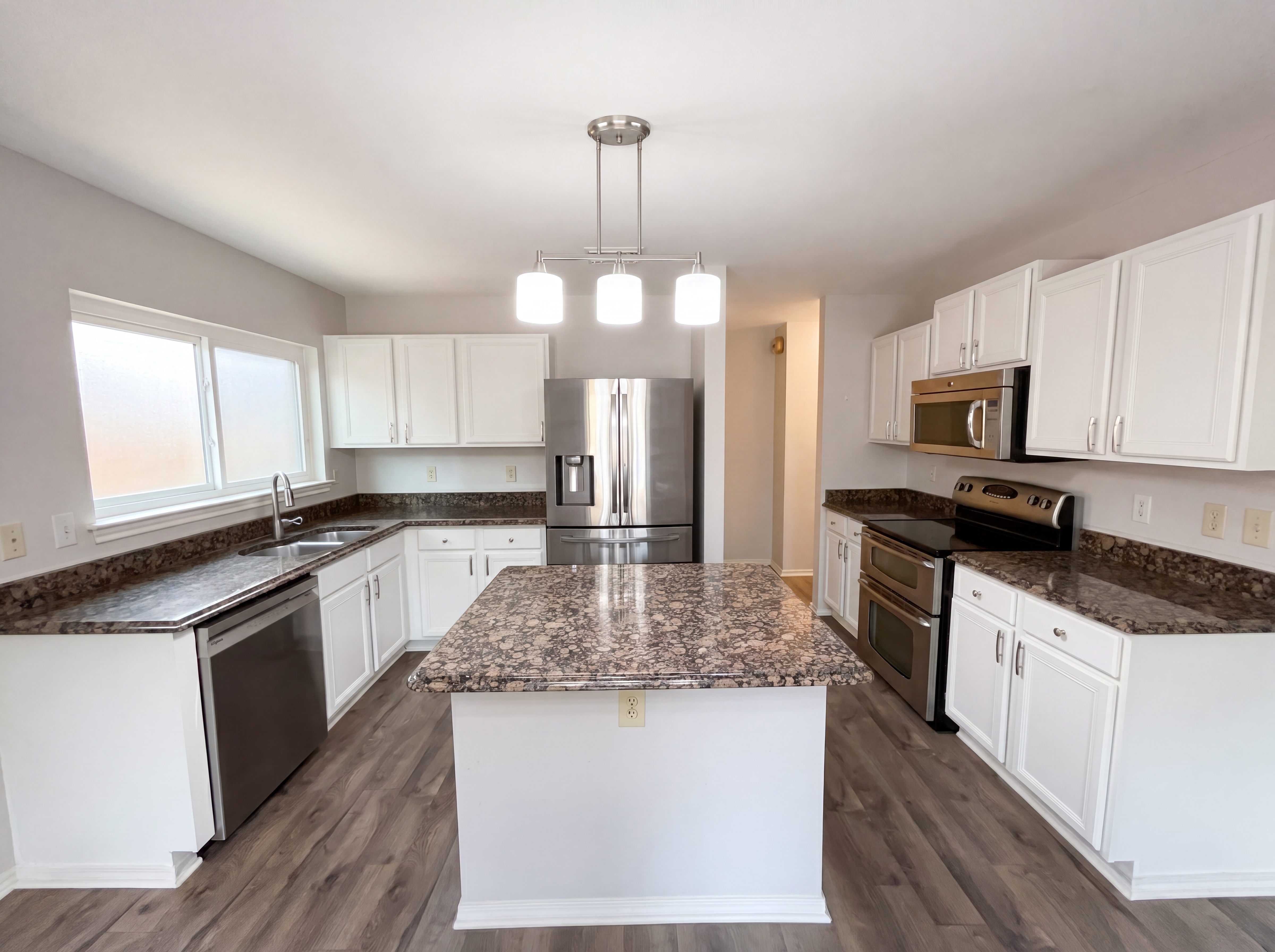 Photo 2 of 19 of 10967 Cedar Park, San Antonio, TX