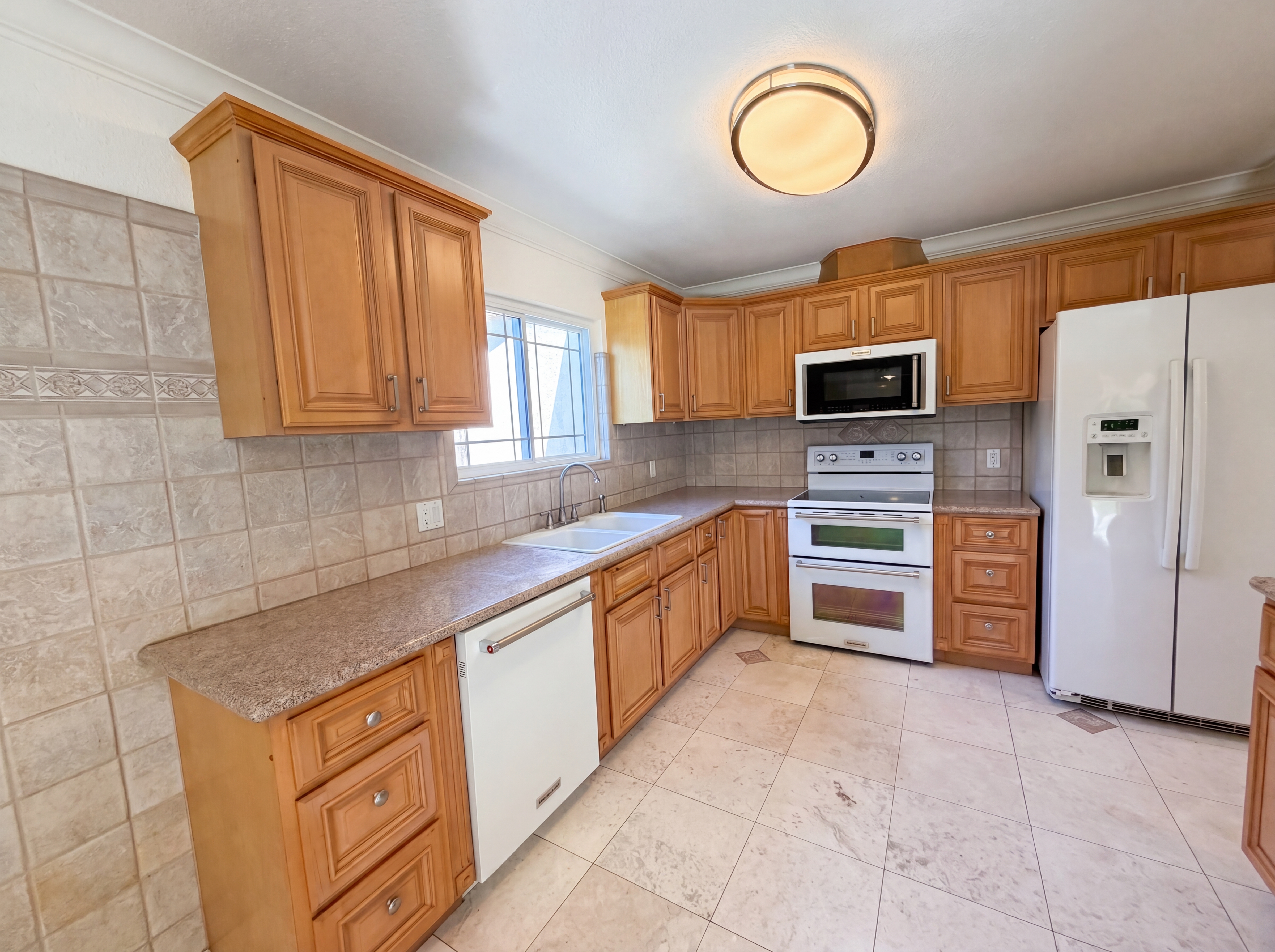 Photo 8 of 23 of 9534 Brakeman Ct, Sacramento, CA