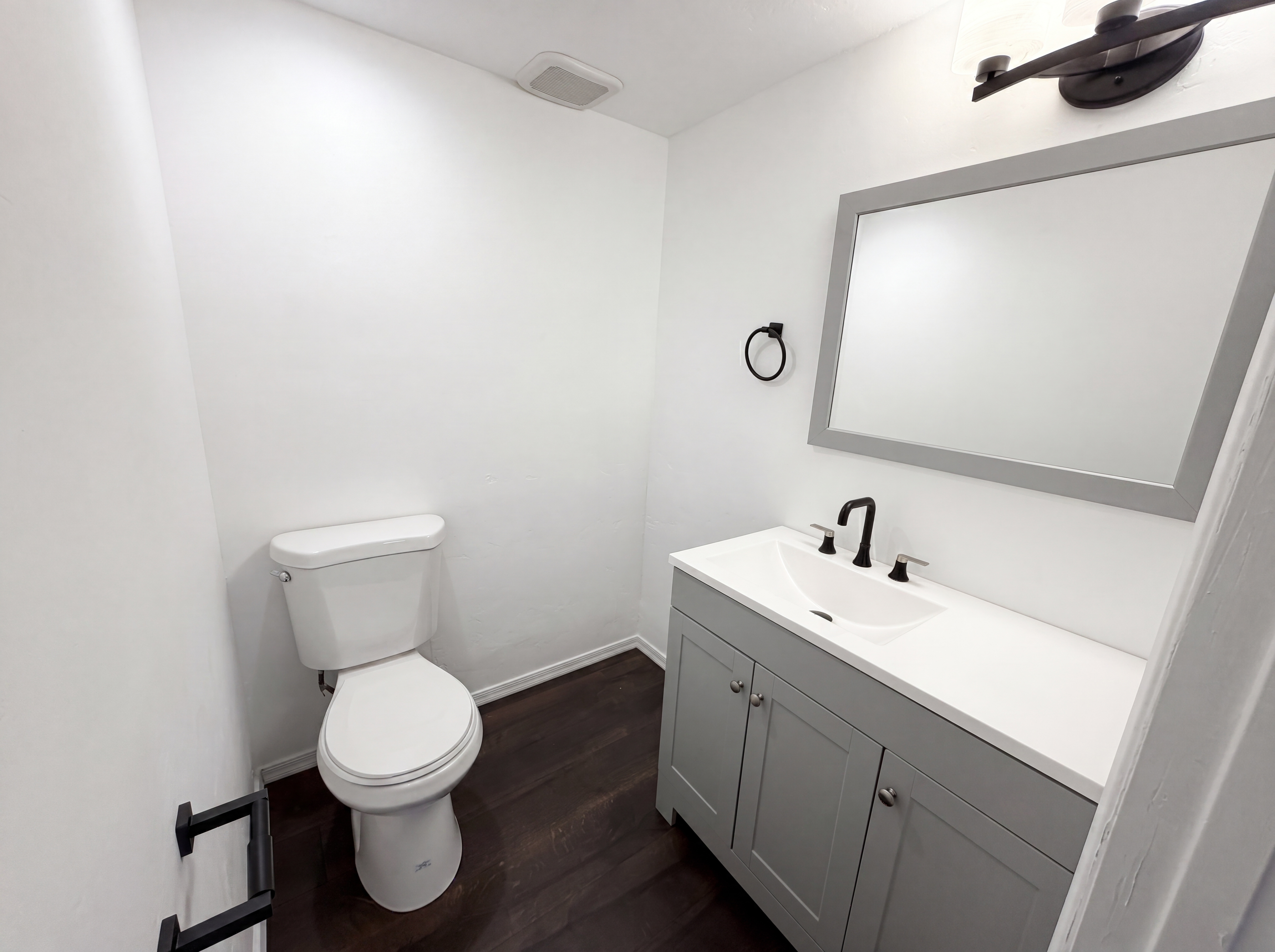 Photo 9 of 22 of 2040 S Longmore, Mesa, AZ