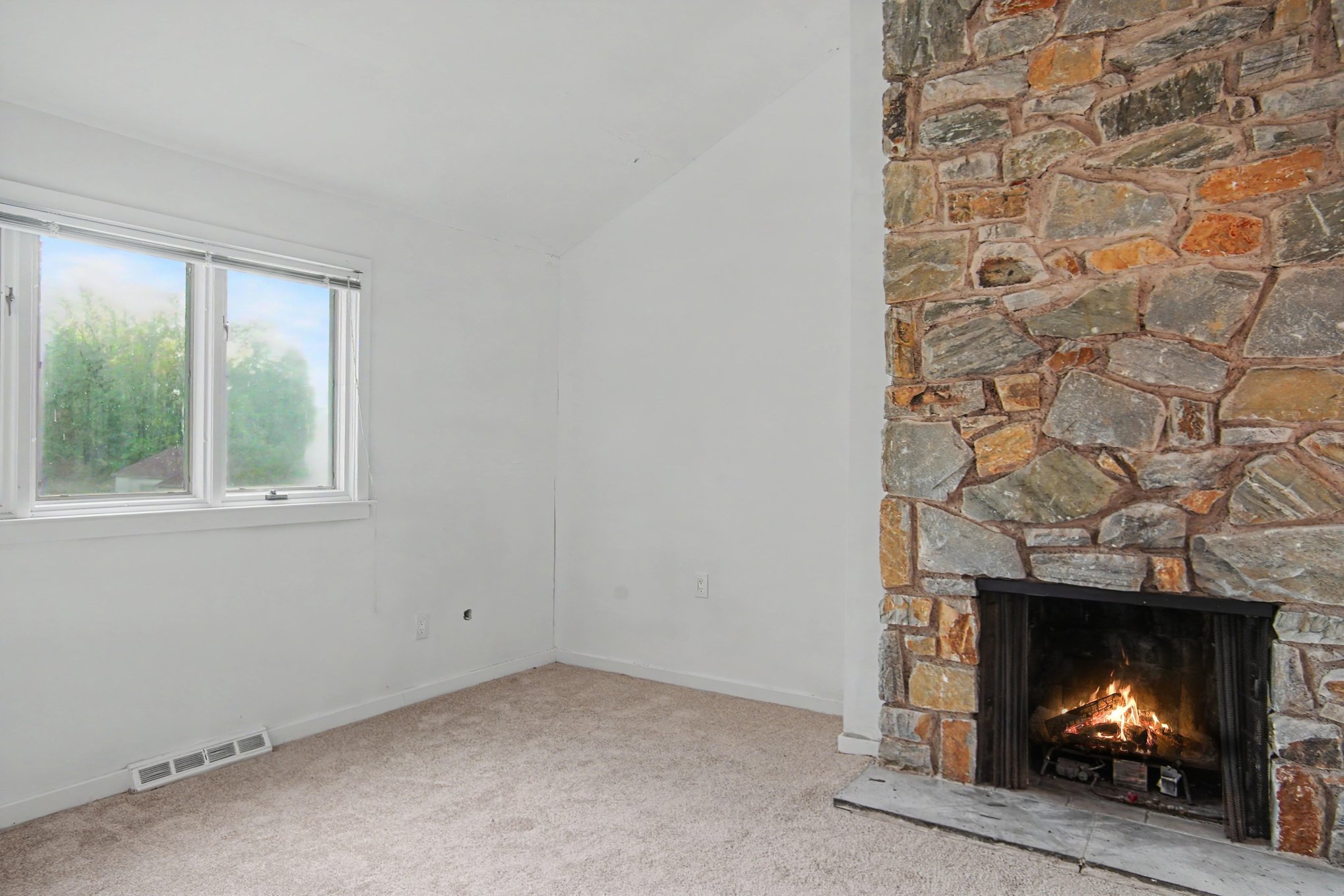Photo 3 of 22 of 3 Harvey Ln, Newtown Square, PA