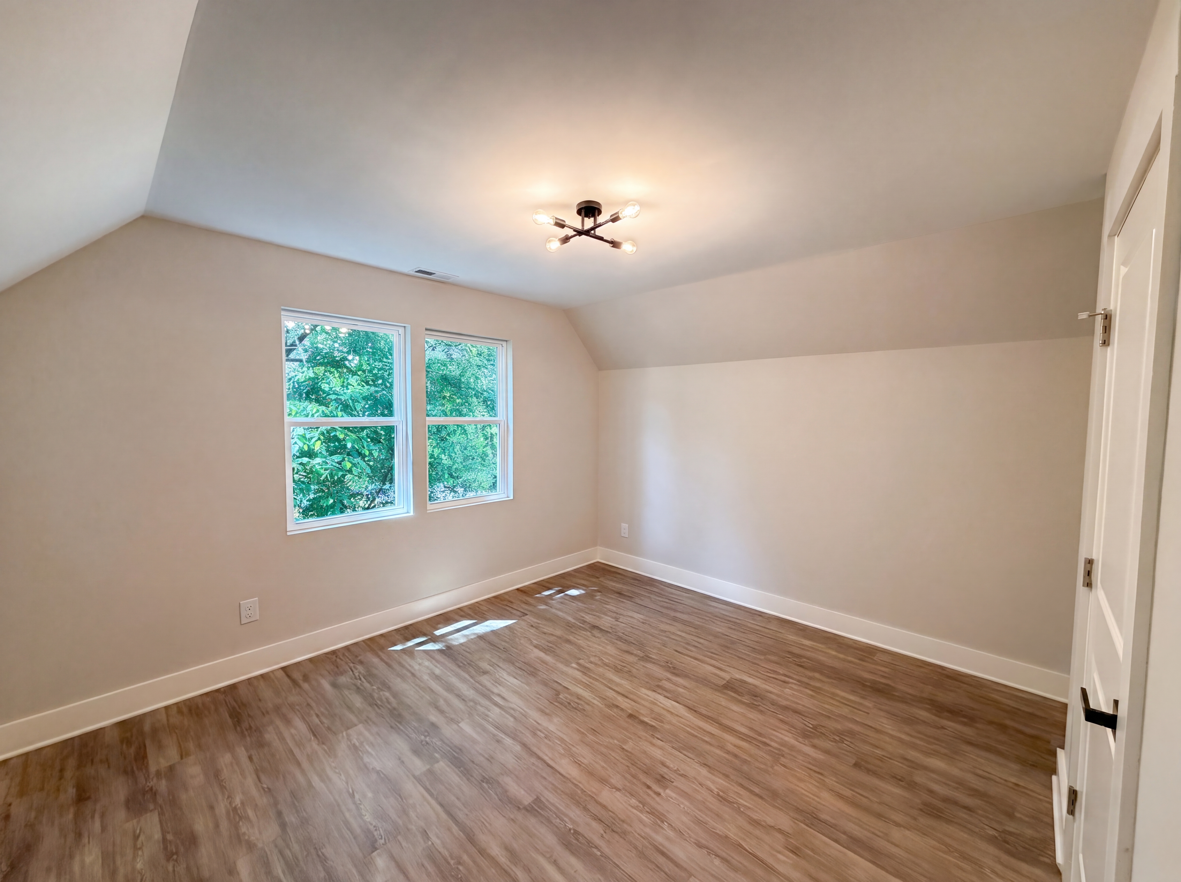 Photo 4 of 16 of 1402 Martin Luther King Ave, Kannapolis, NC