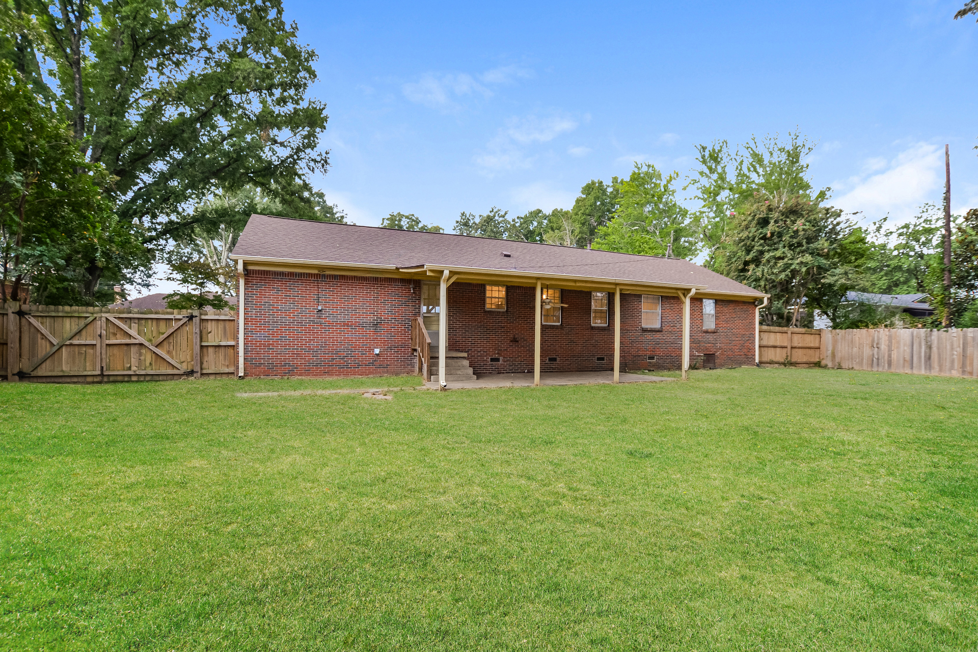 Photo 18 of 21 of 9540 Stuart St, Olive Branch, MS