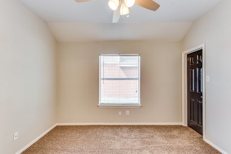 Photo 27 of 33 - 1710 Barton Springs Ct, Allen, TX 75002