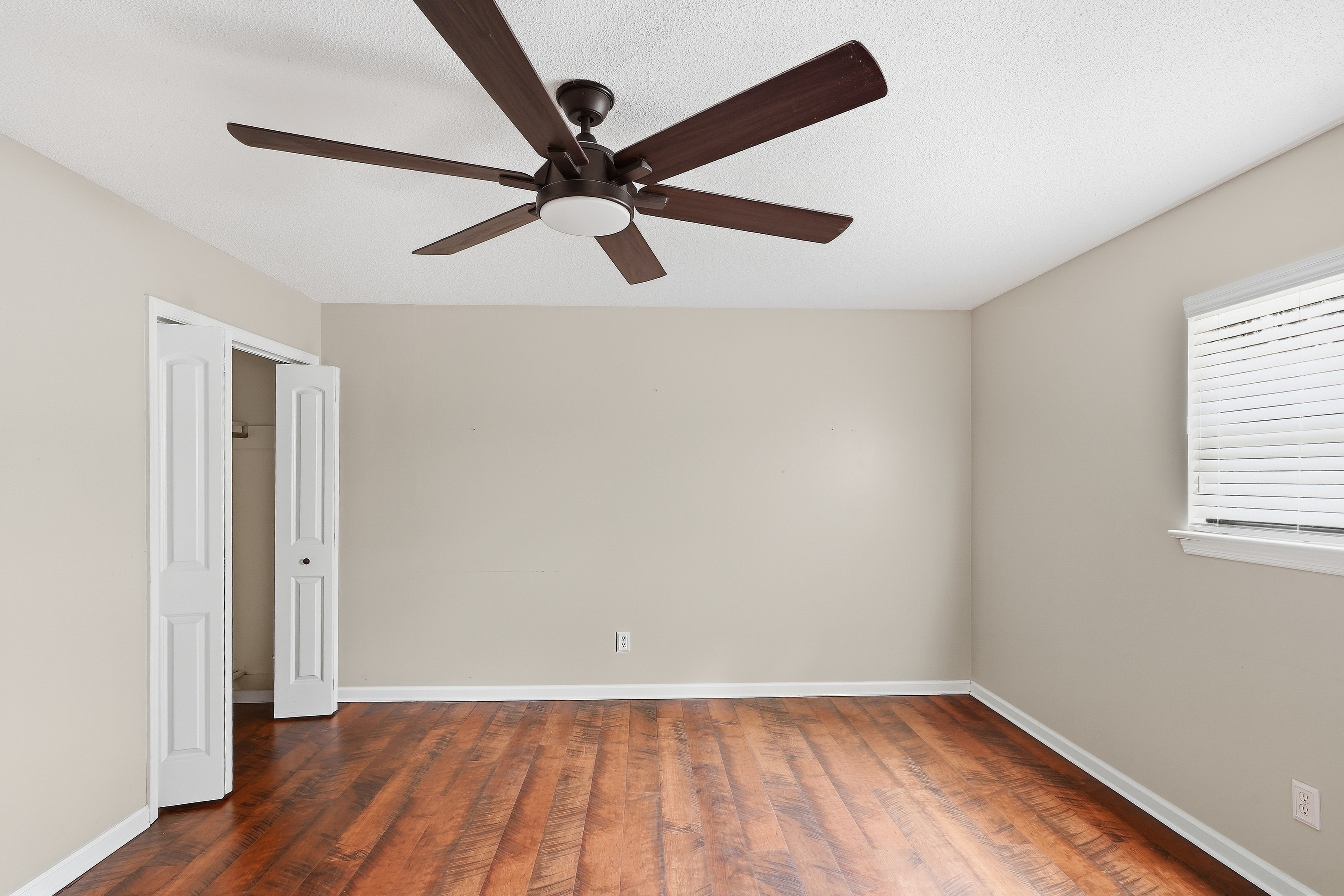 Photo 13 of 32 of 8269 Clipper Dr, Chattanooga, TN