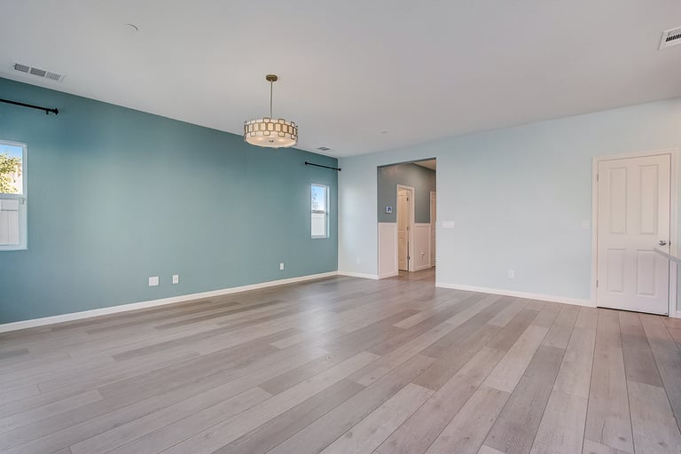 Photo 10 of 30 - 1321 Harvest Glen Way, Sacramento, CA 95834