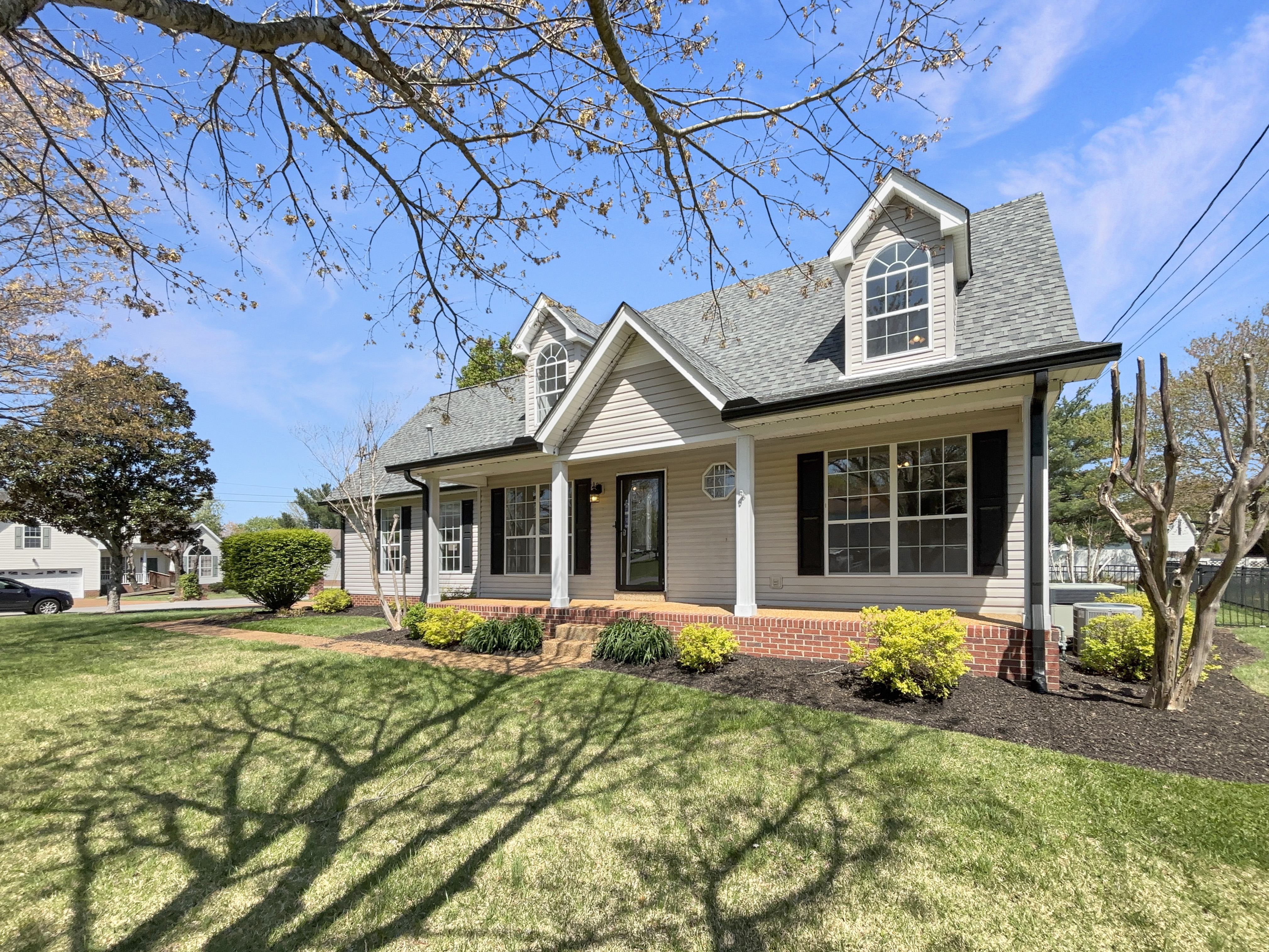 Photo 9 of 21 of 104 Hunterwood Dr, White House, TN