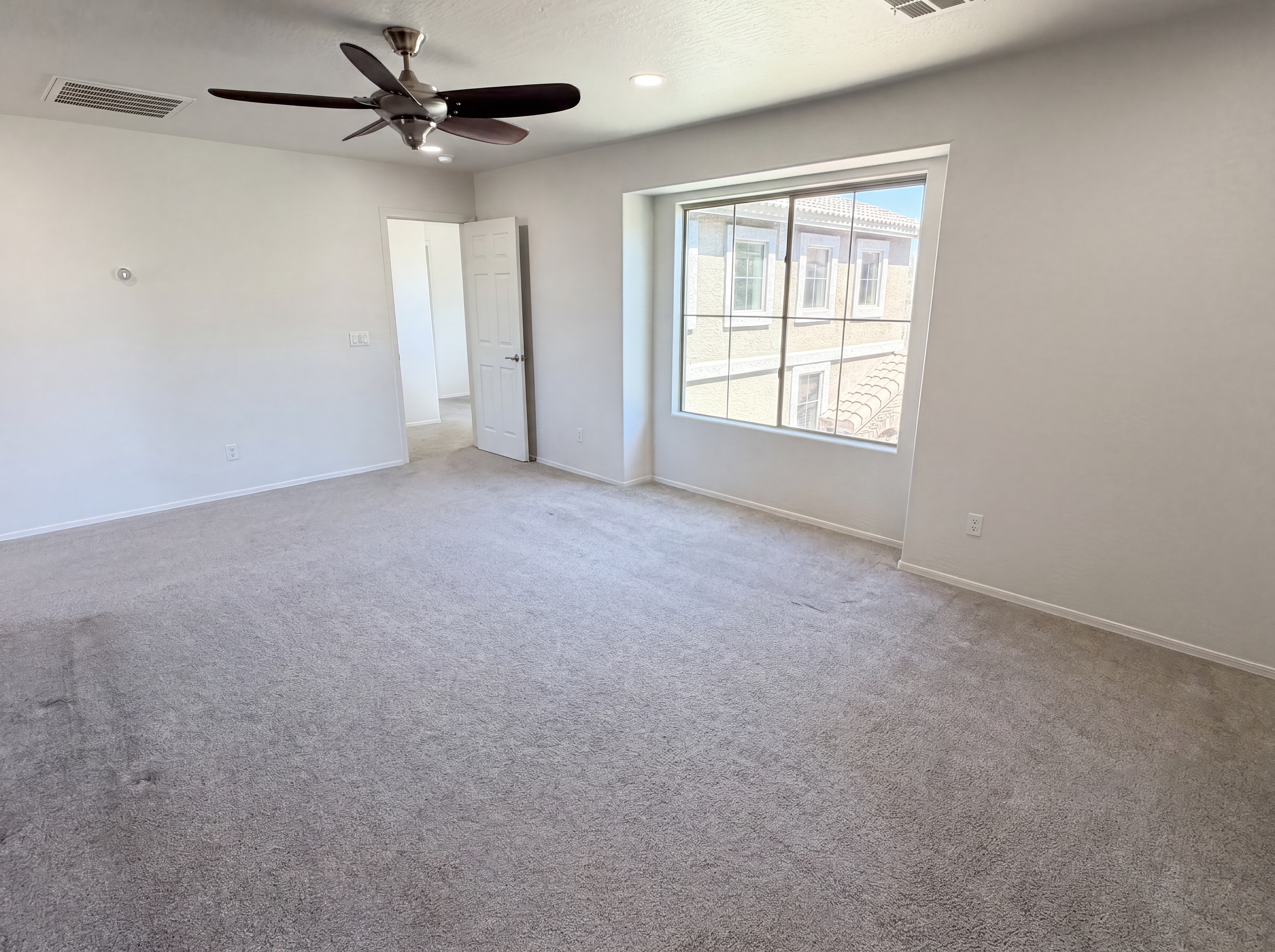 Photo 19 of 40 of 2513 W Florentine Rd, Phoenix, AZ